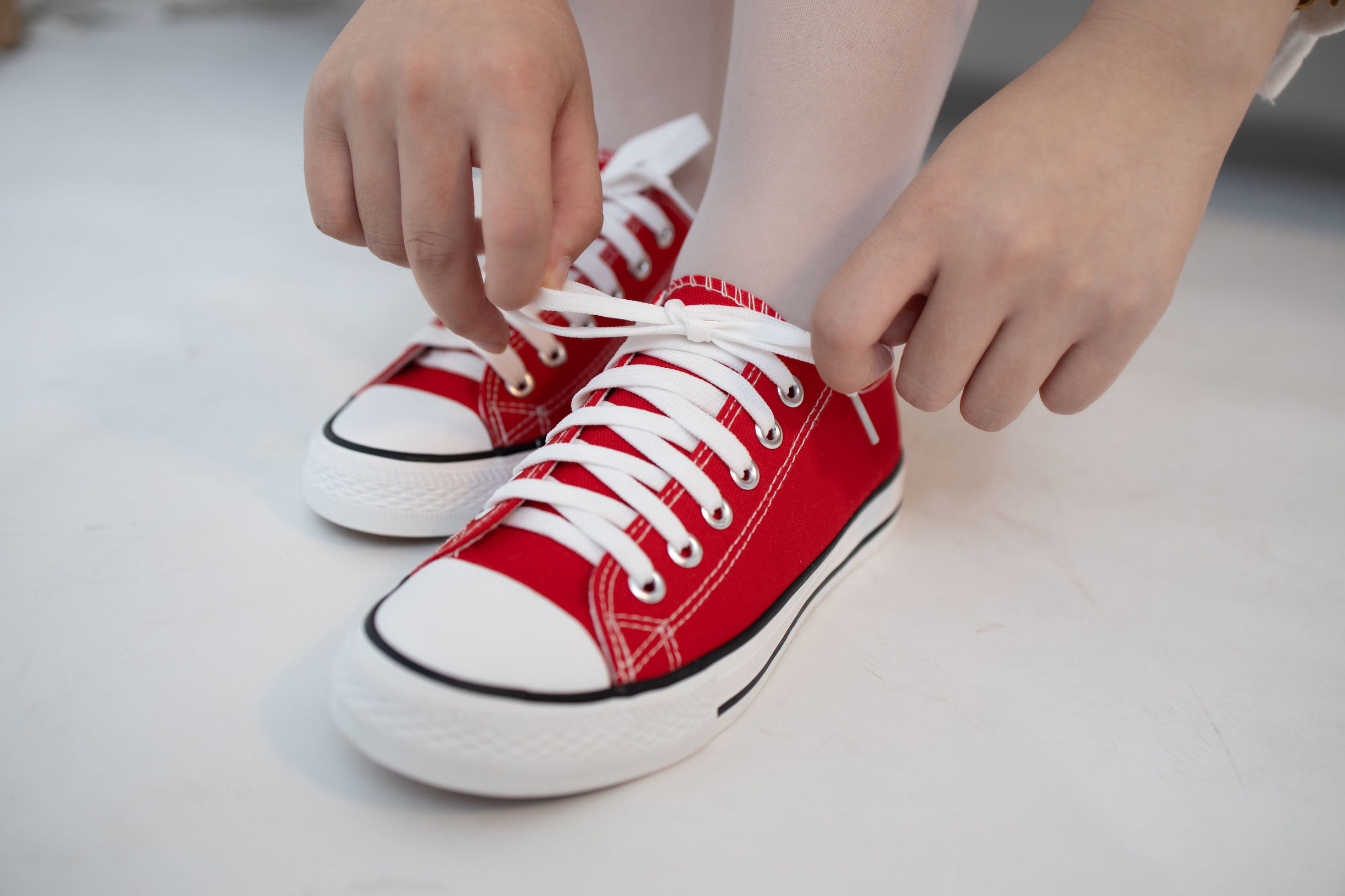 森ロ財団] JKFUN-056 ショウヤ 赤い布靴白絲 13D白絲