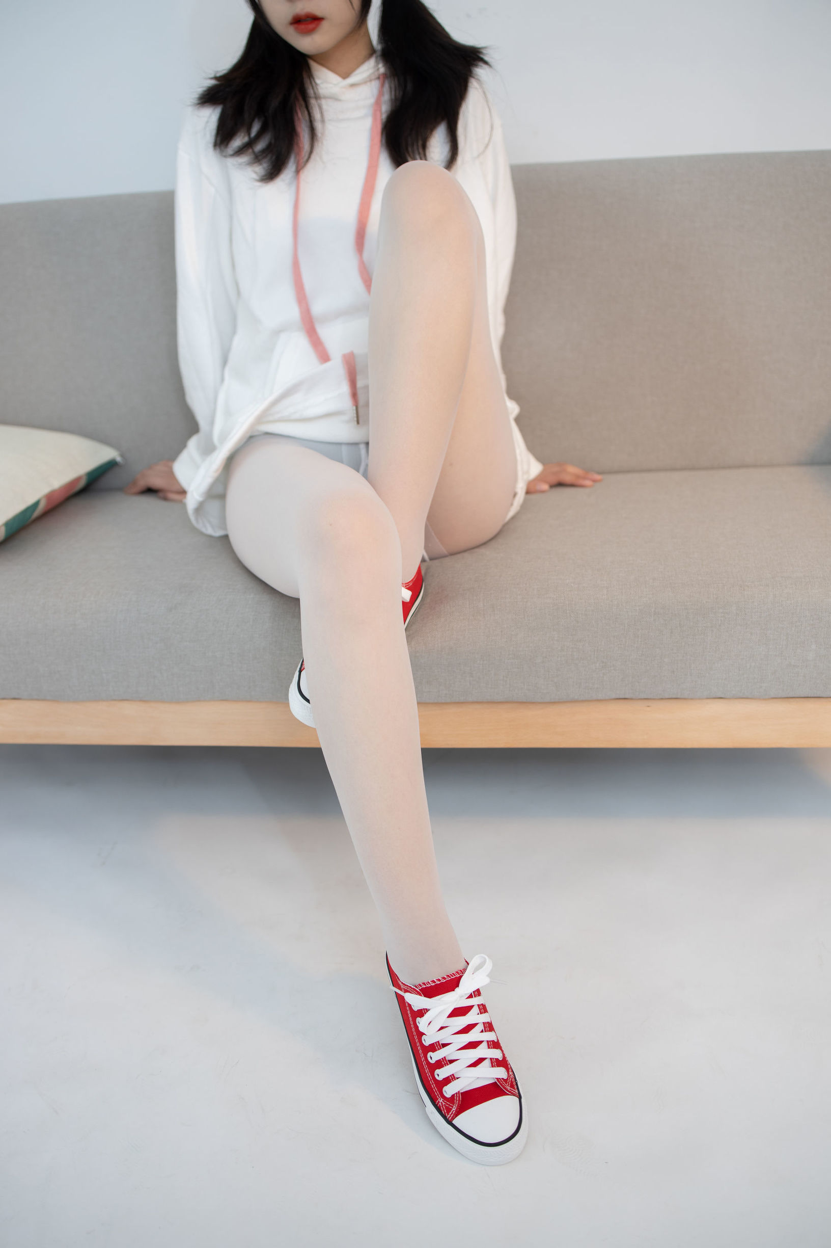 Sen Luo Tài Đoàn] JKFUN-056 Tiểu Dạ Giày Vải Đỏ Trắng Tơ 13D Trắng Tơ