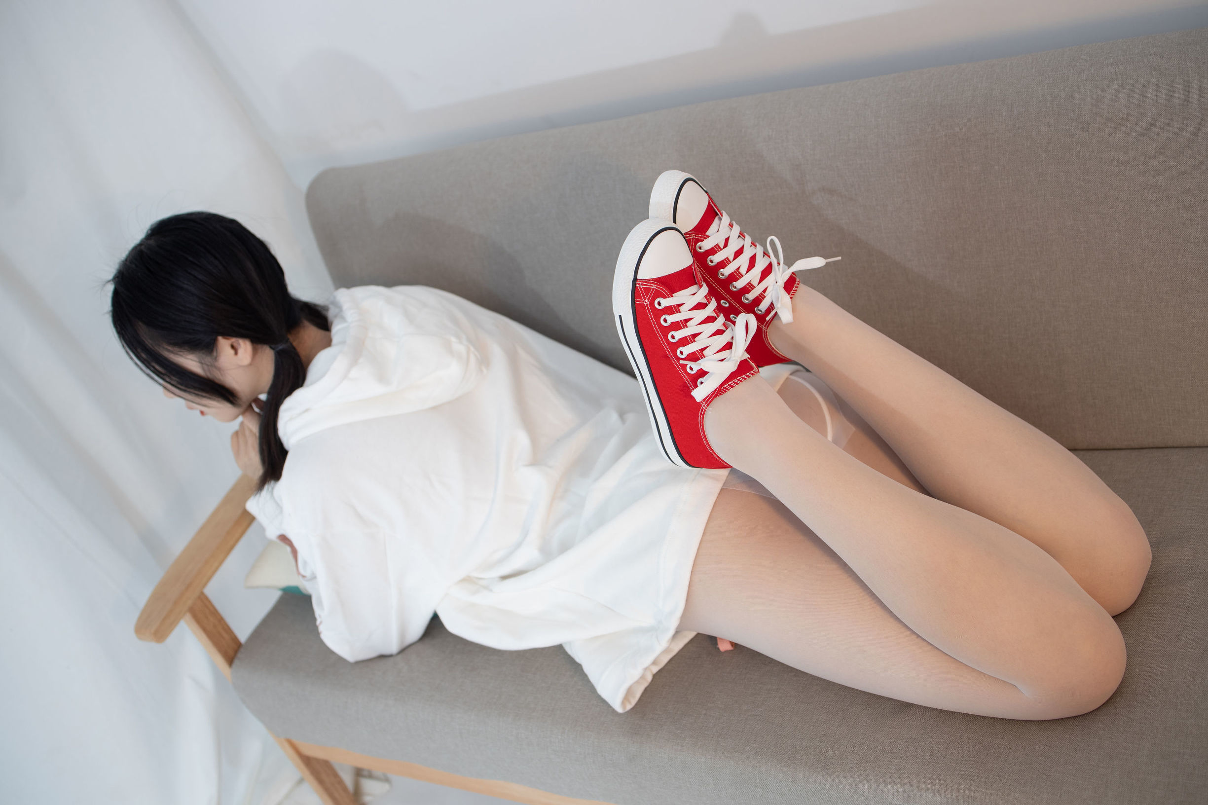 Sen Luo Tài Đoàn] JKFUN-056 Tiểu Dạ Giày Vải Đỏ Trắng Tơ 13D Trắng Tơ