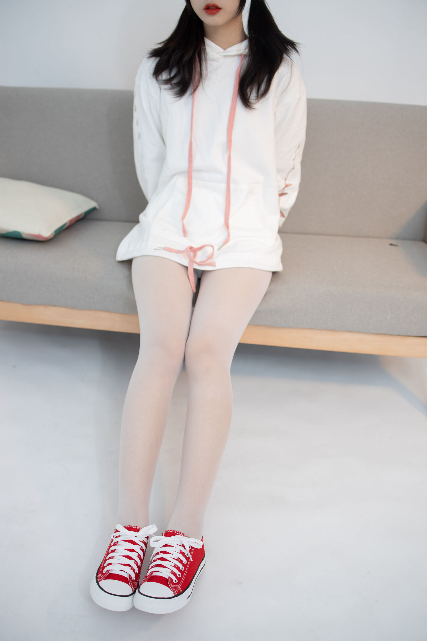 Sen Luo Tài Đoàn] JKFUN-056 Tiểu Dạ Giày Vải Đỏ Trắng Tơ 13D Trắng Tơ