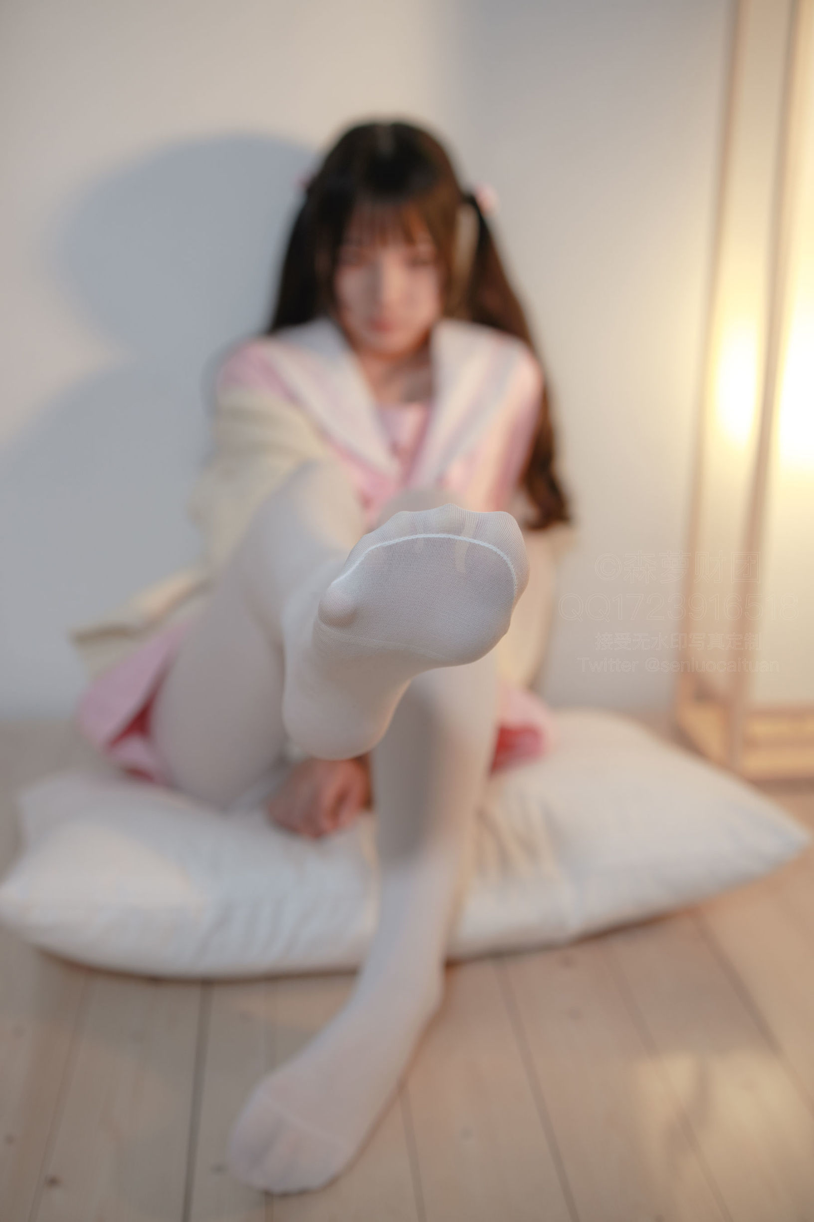 센로 재단] X-059 로리 백스 80D