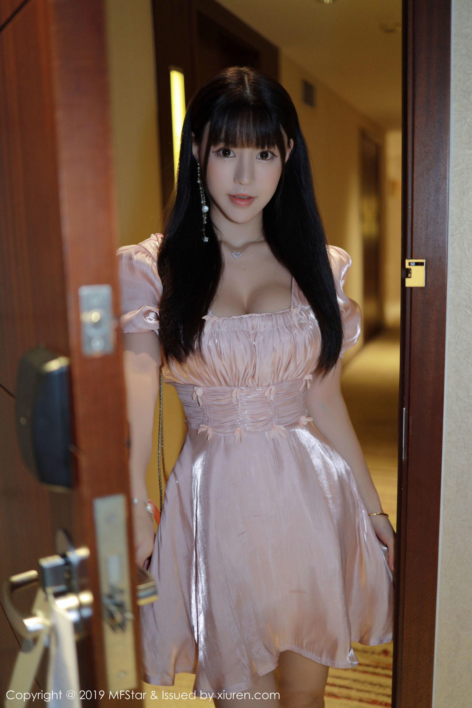 โมฟานเซี่ยวหยวนMFStar] Vol.217 Flowerชูเค่อเอ๋อ