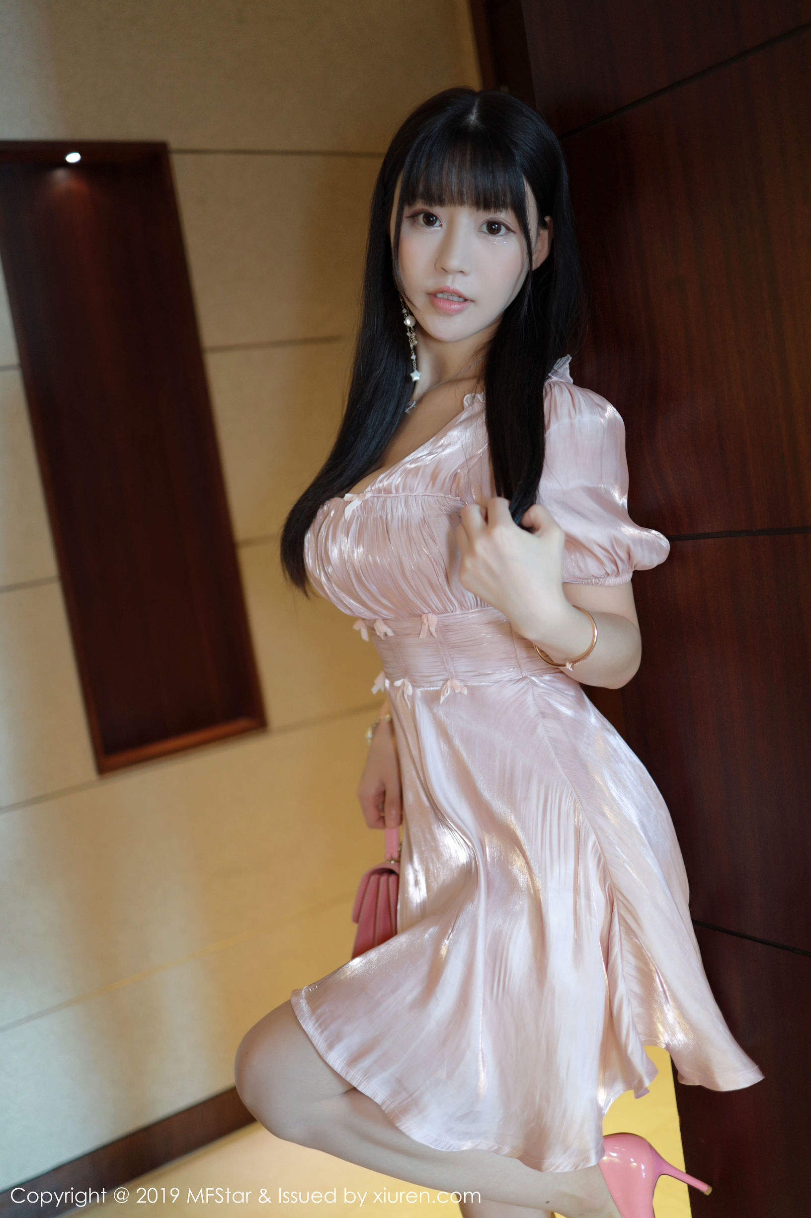 โมฟานเซี่ยวหยวนMFStar] Vol.217 Flowerชูเค่อเอ๋อ