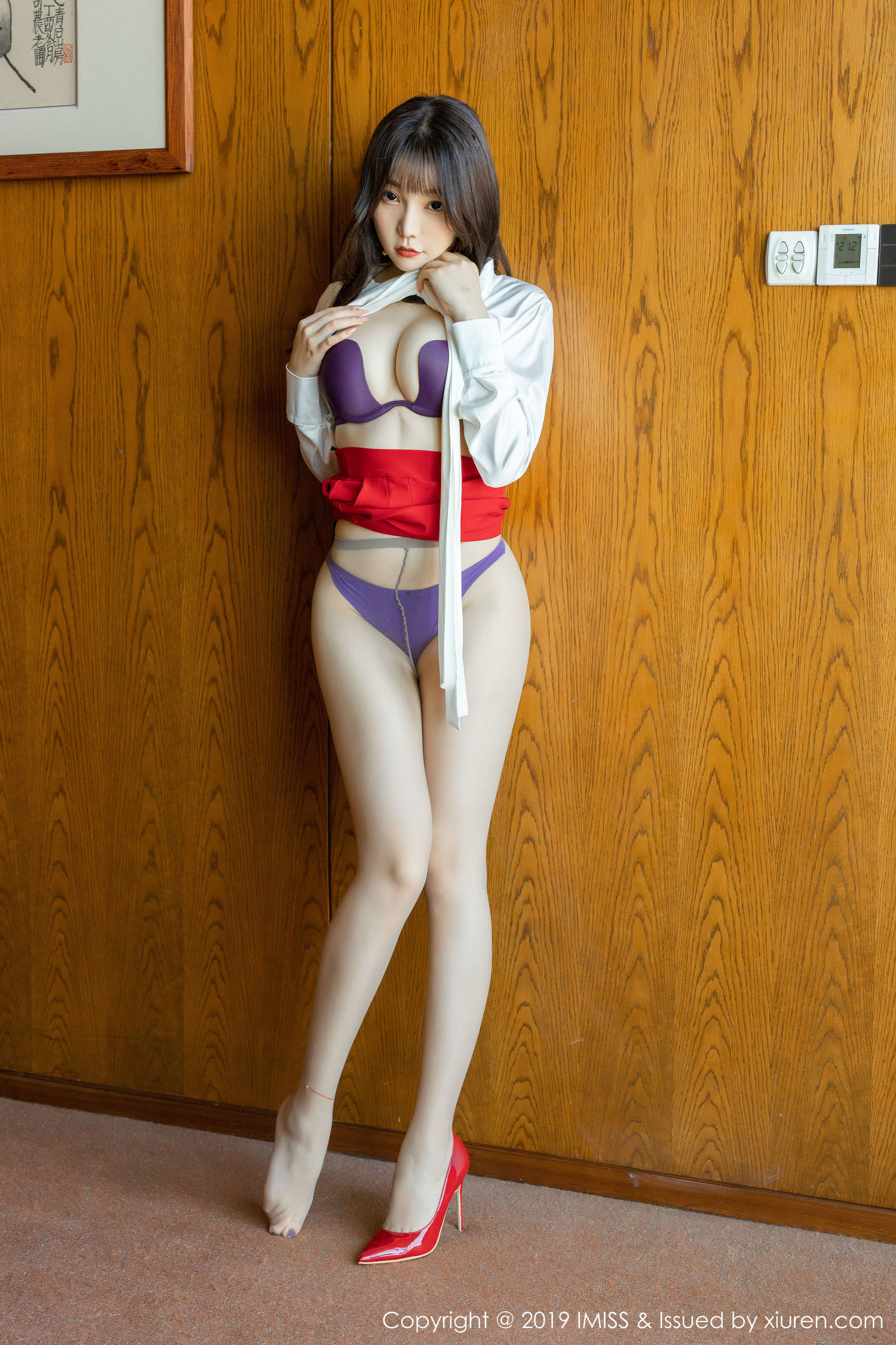 Ai Mi She IMiss] Vol. 413 Zhi Zhi Booty