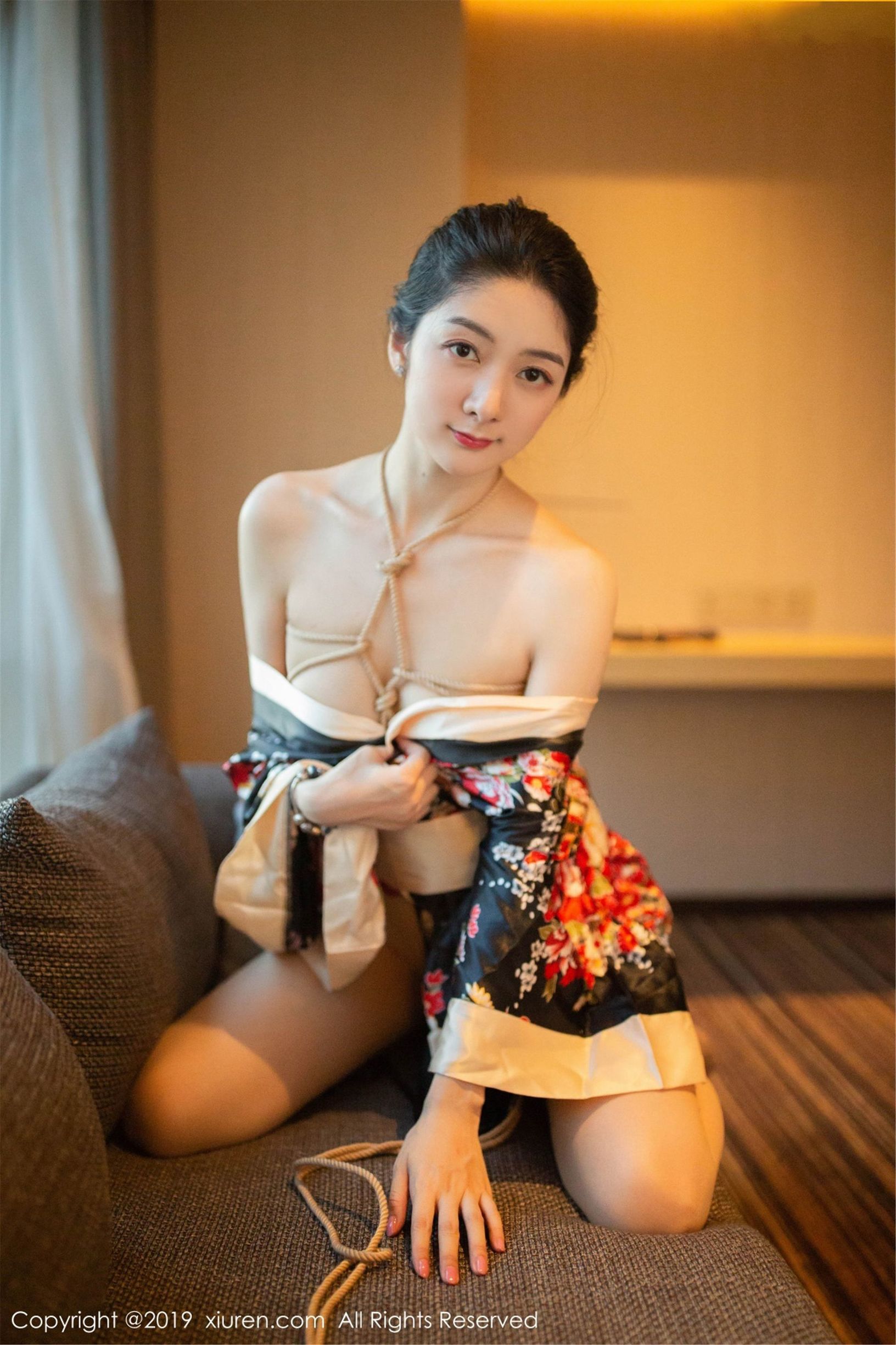 秀人XIUREN] No.1444 Angela thích mèo