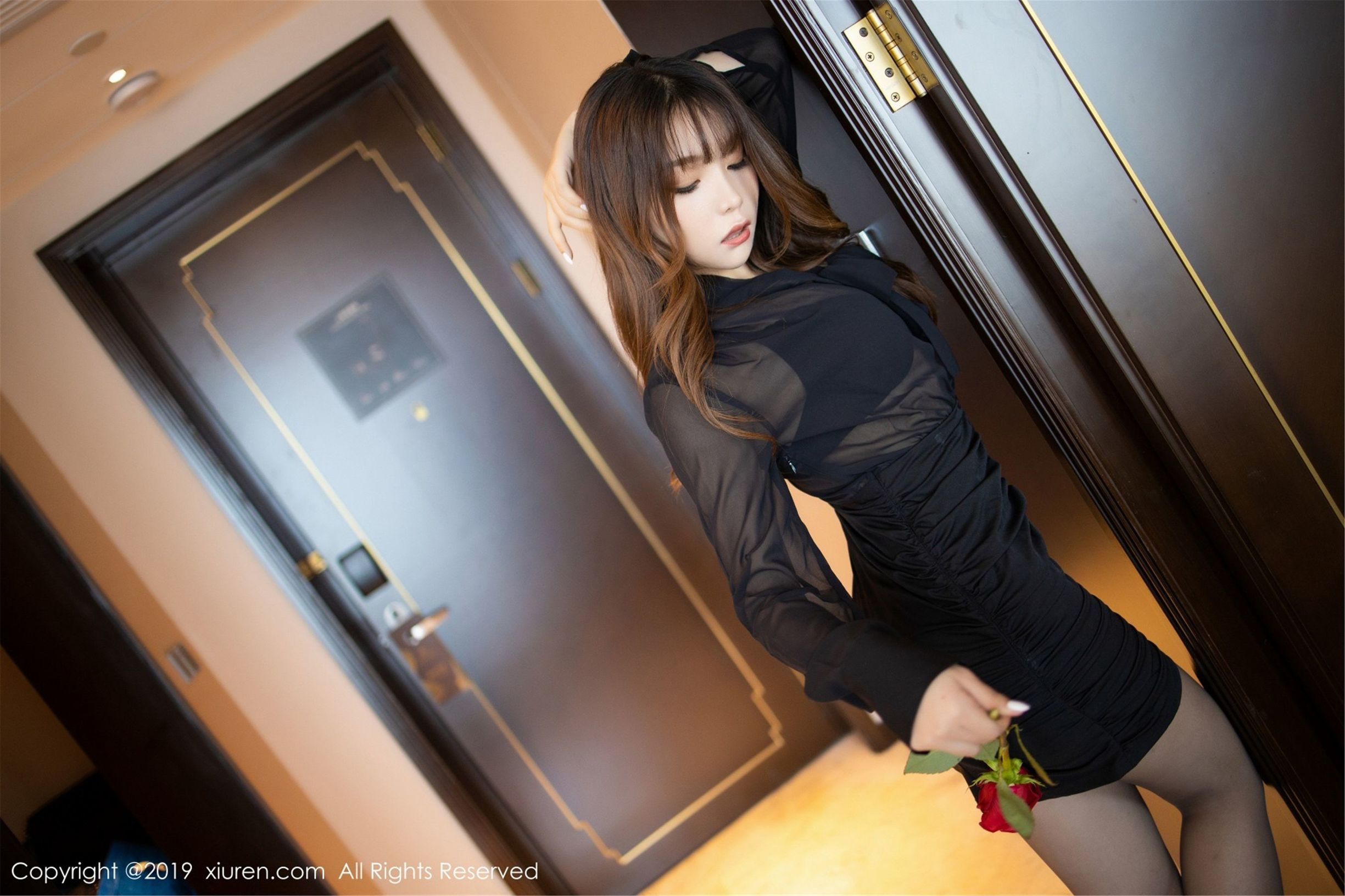 [秀人XIUREN] No.1579 芝芝Booty