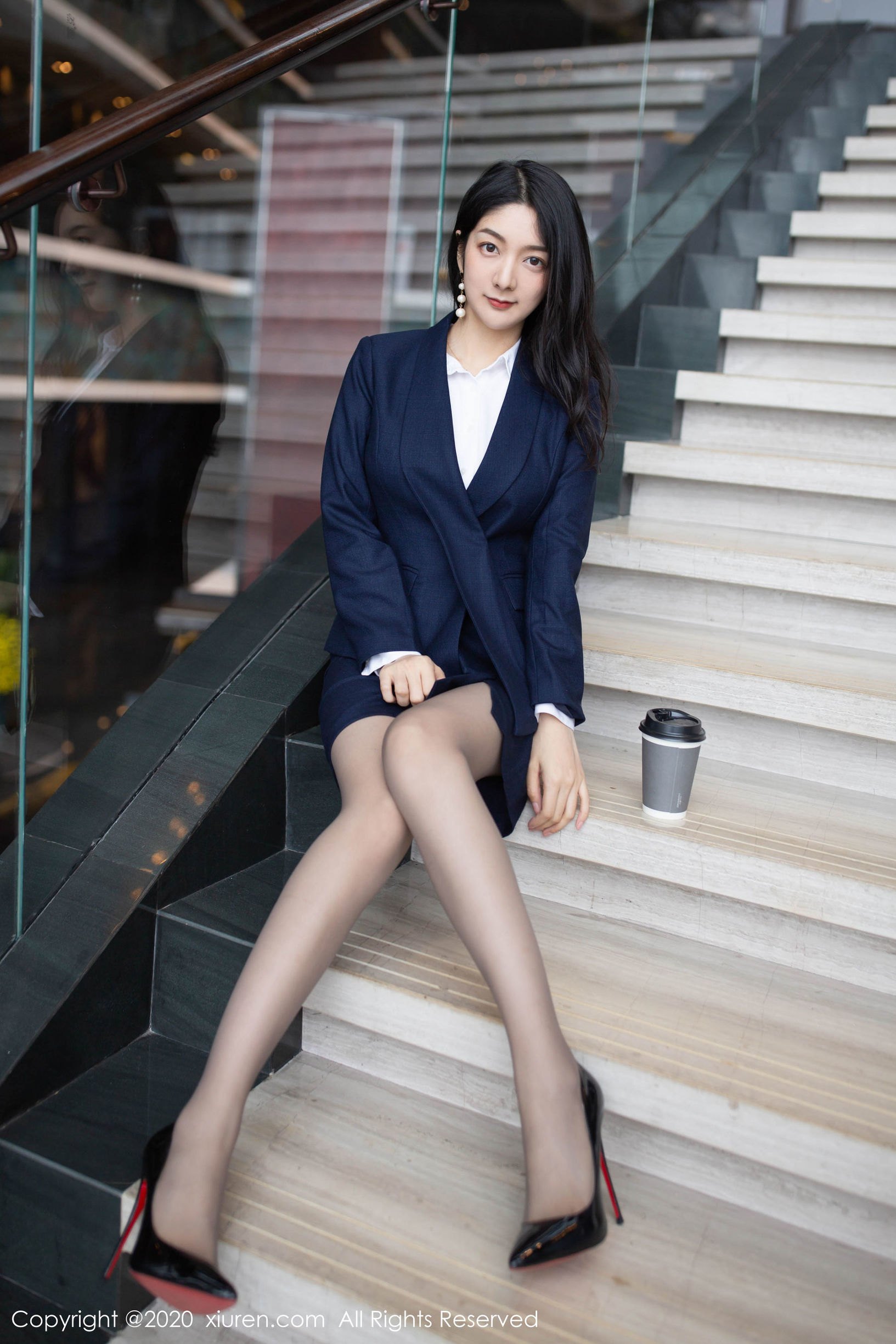 秀人XIUREN] Số 2056 Angela Tiểu Nhiệt Ba