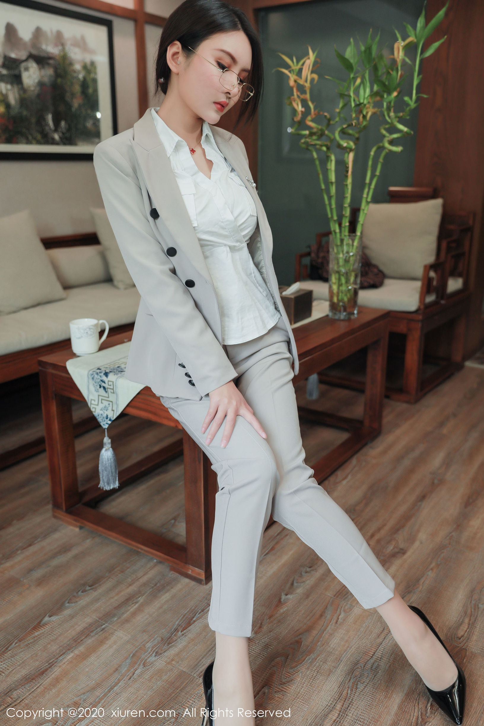 Xiuren] No.2098 Emily Gu Nainai