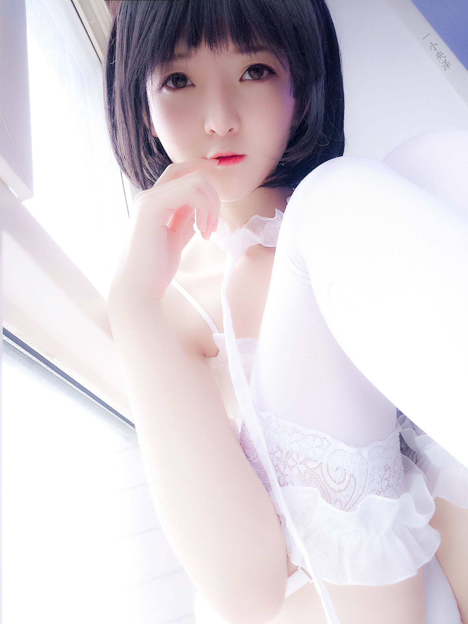 โลลิ คอสเพลย์] อีเซี่ยวหยางเซ่ - เฮสเทีย+กระต่ายดำ+ถ่ายภาพส่วนตัว