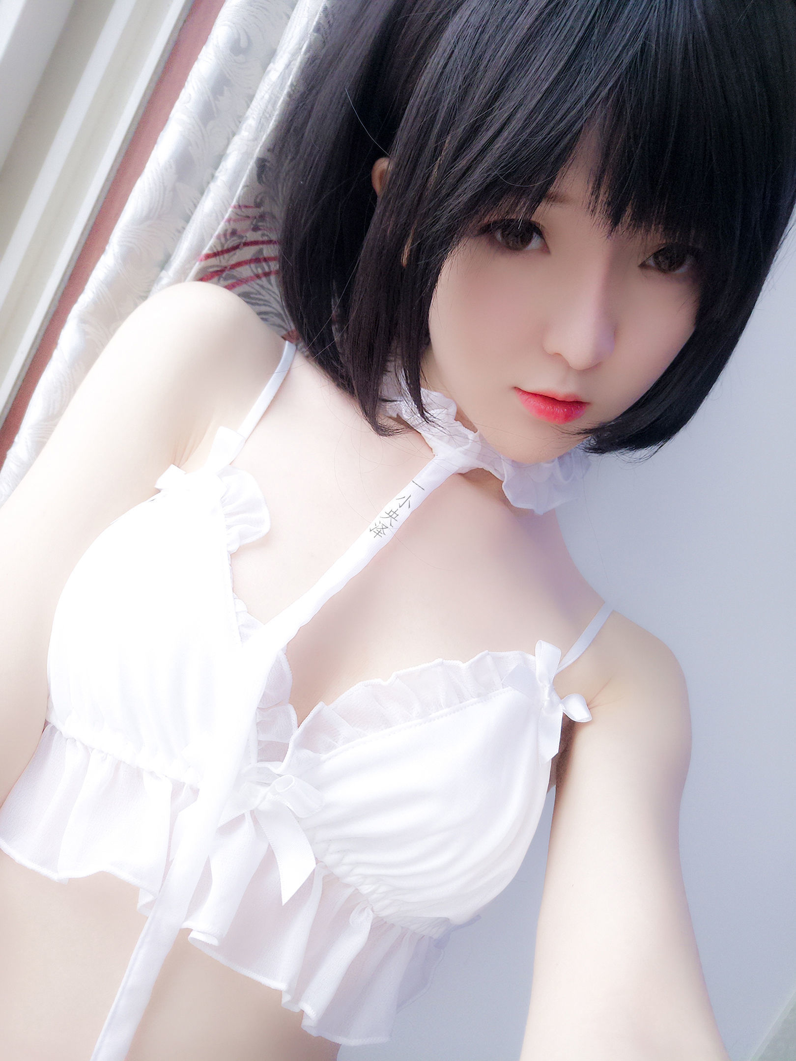 โลลิ คอสเพลย์] อีเซี่ยวหยางเซ่ - เฮสเทีย+กระต่ายดำ+ถ่ายภาพส่วนตัว