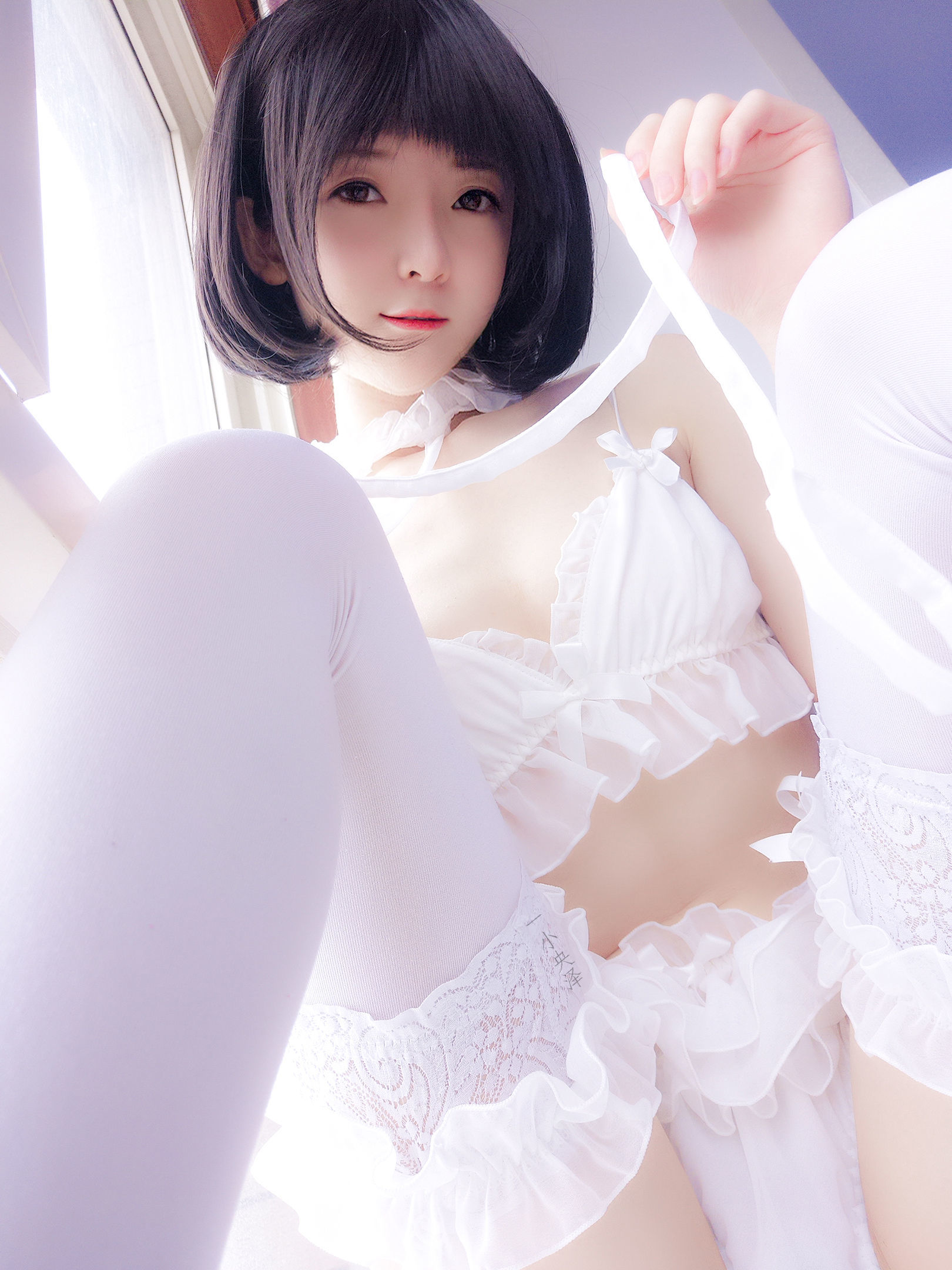 โลลิ คอสเพลย์] อีเซี่ยวหยางเซ่ - เฮสเทีย+กระต่ายดำ+ถ่ายภาพส่วนตัว