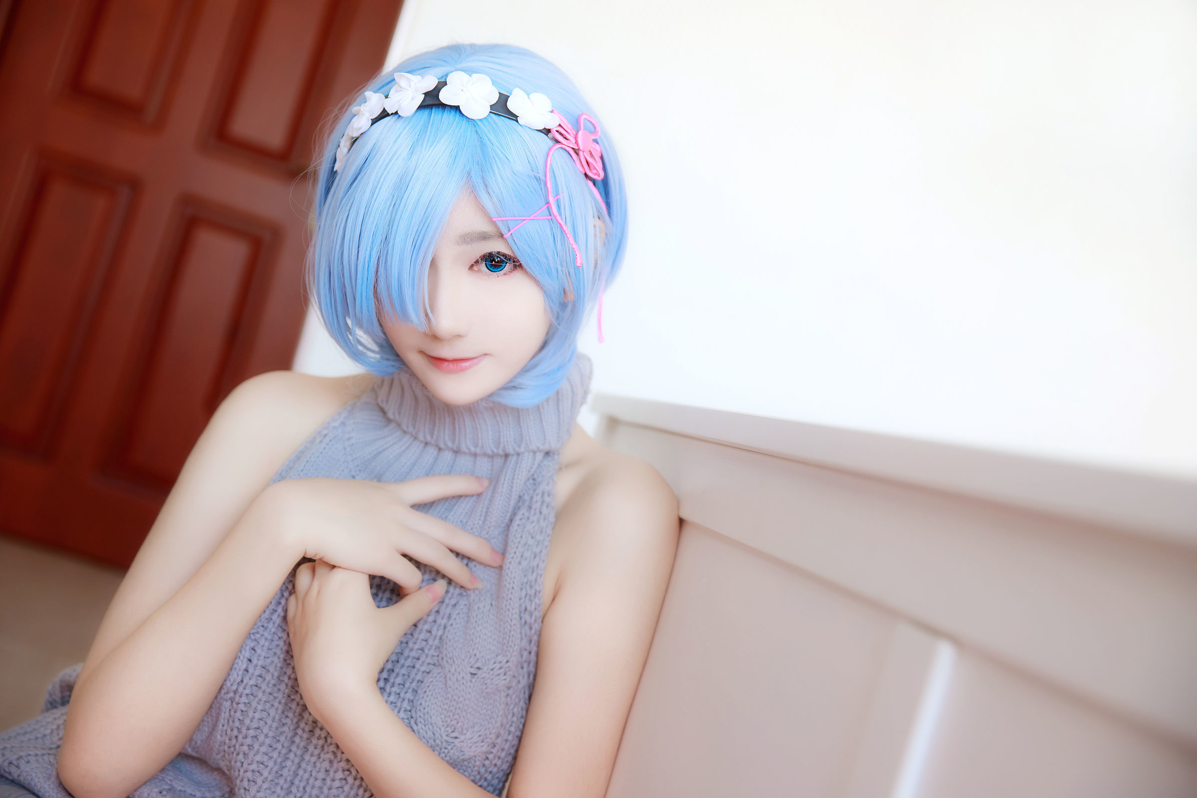  belle  Cosplay] Nam Đào Momoko - Rem Áo Len Lưng Trần