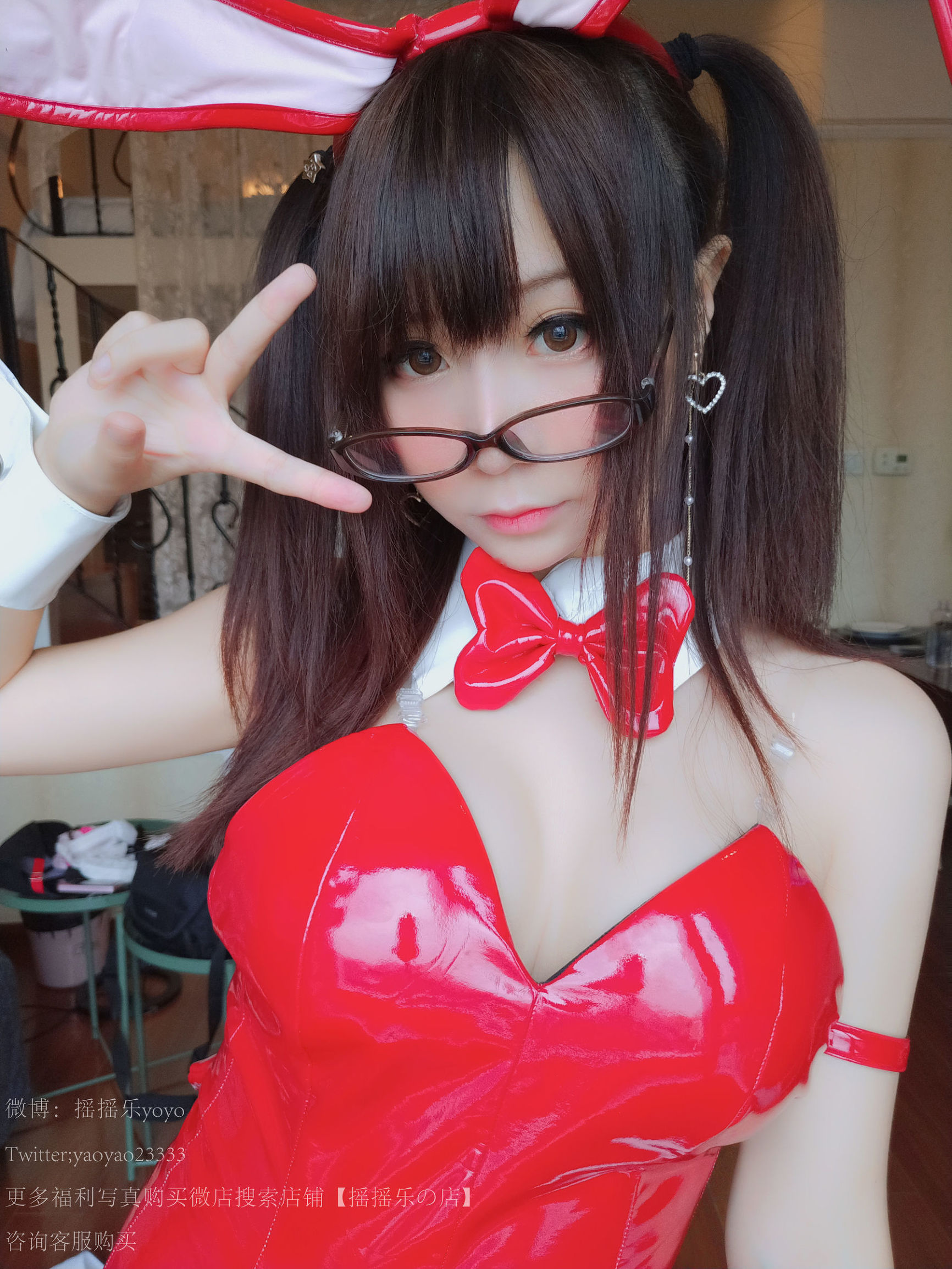 ลอริ คอส] ยาวยาวเล โยโย่ - สาวกระต่าย ถุงน่องตาข่ายสีดำ