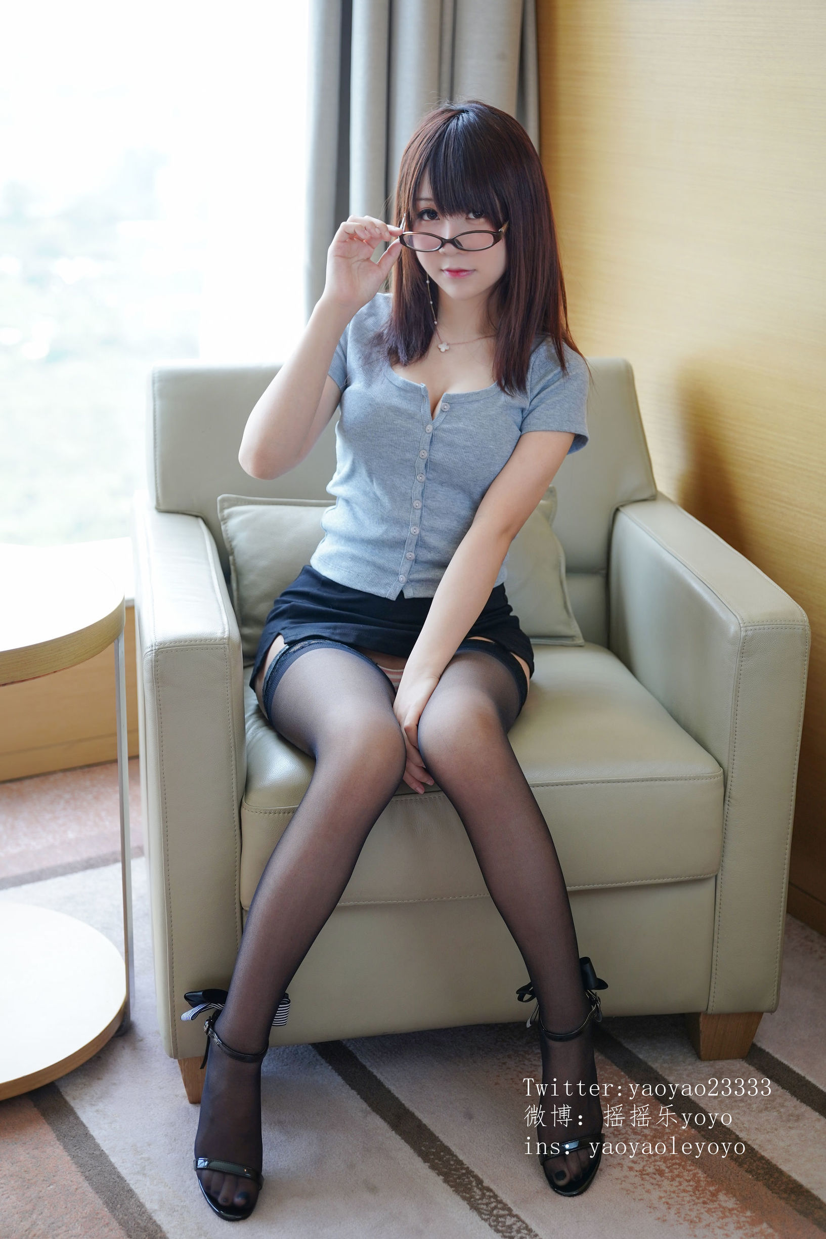 ロリコス] ヨーヨー - 制服お姉さん