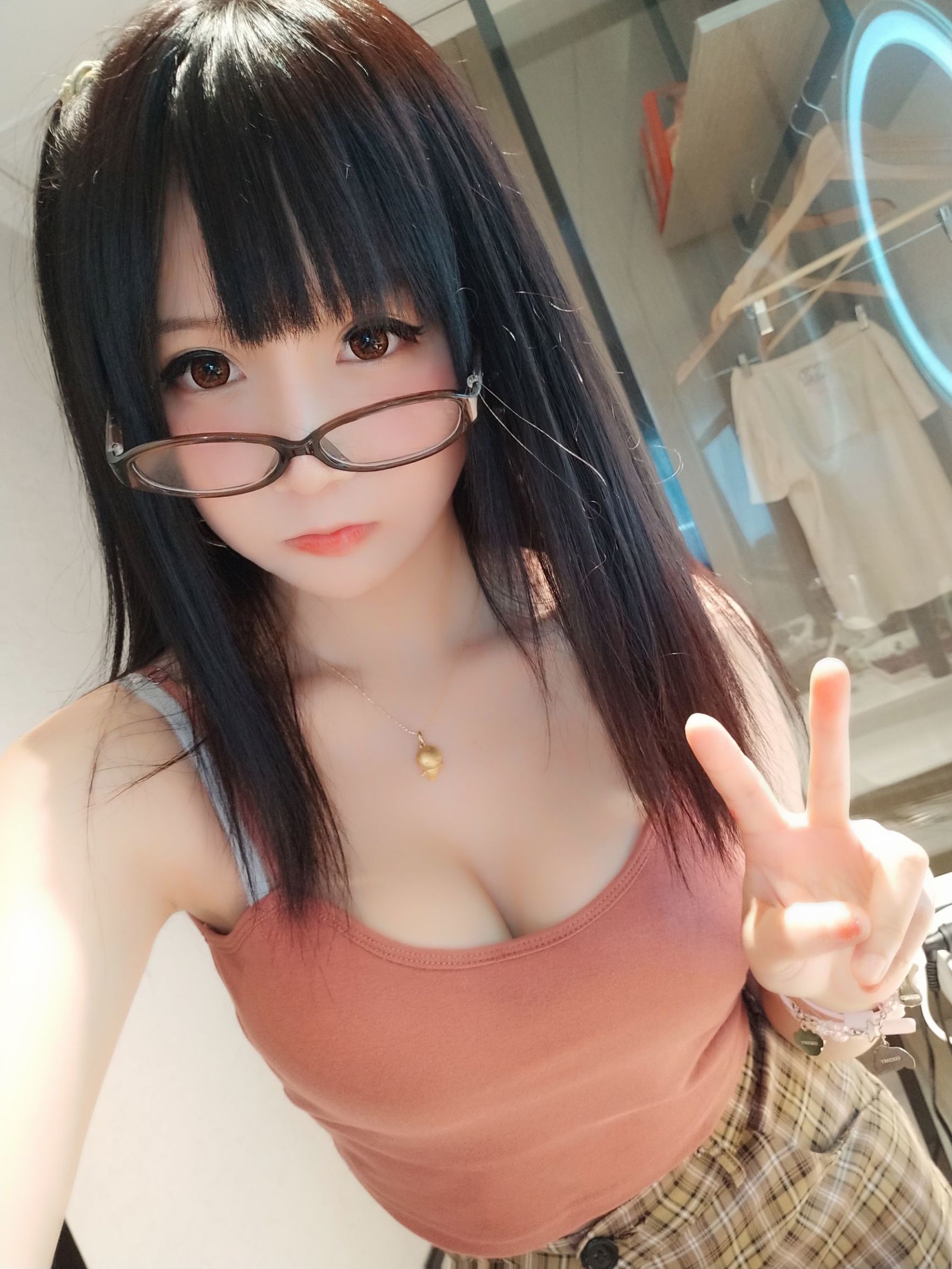  belle  COS] Yoyo - Cô bé tiểu học quyến rũ