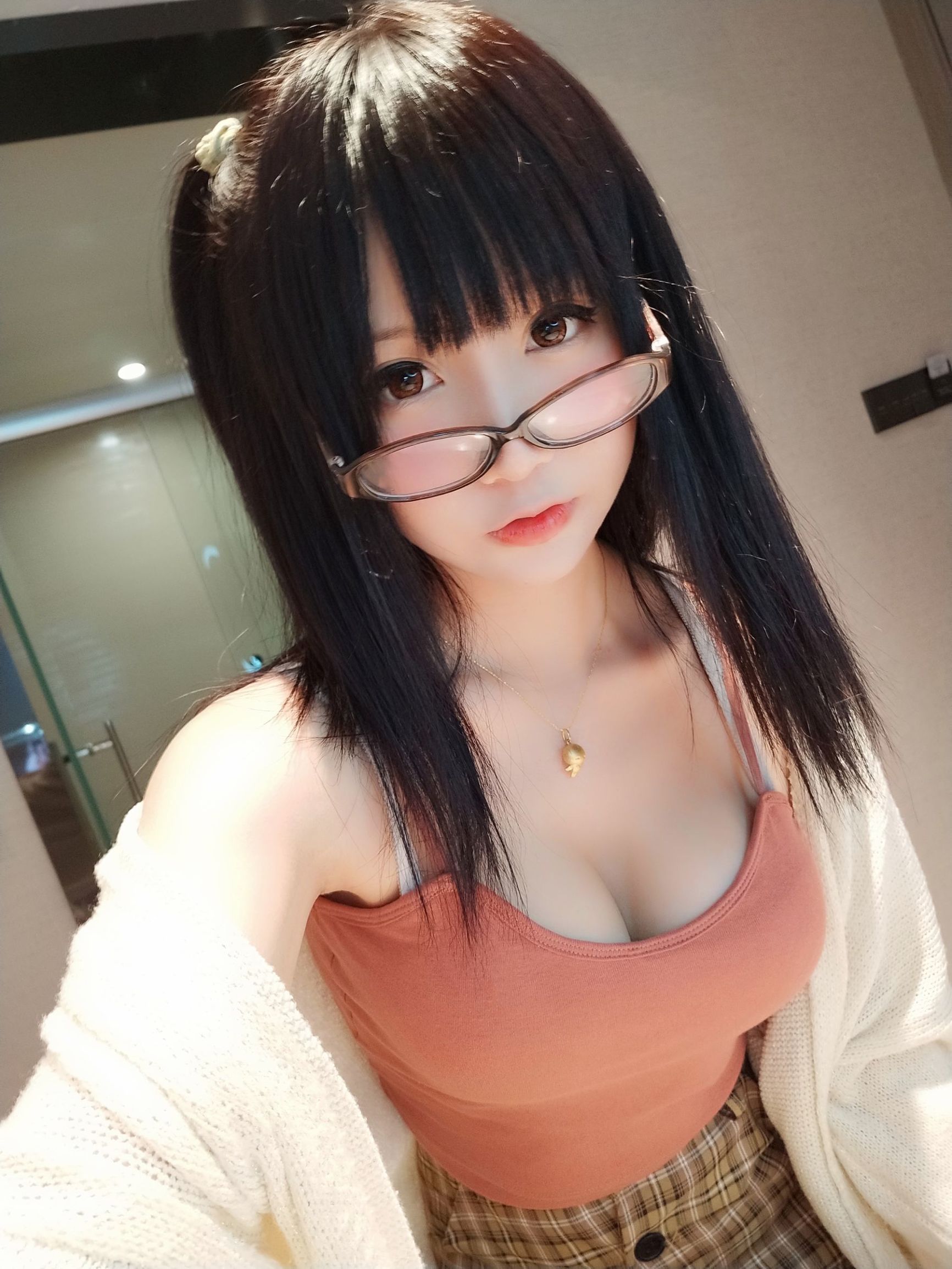  belle  COS] Yoyo - Cô bé tiểu học quyến rũ
