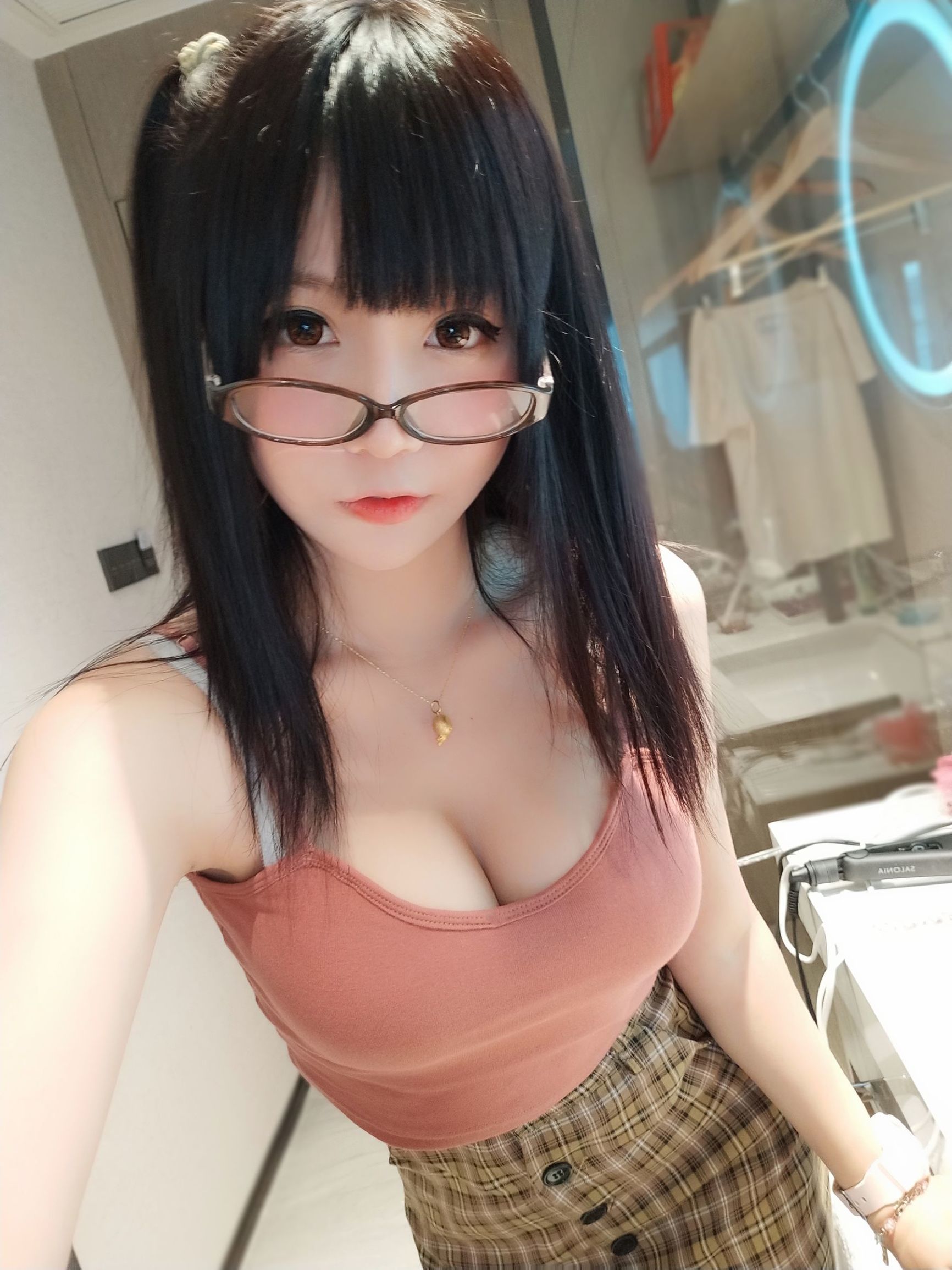  belle  COS] Yoyo - Cô bé tiểu học quyến rũ