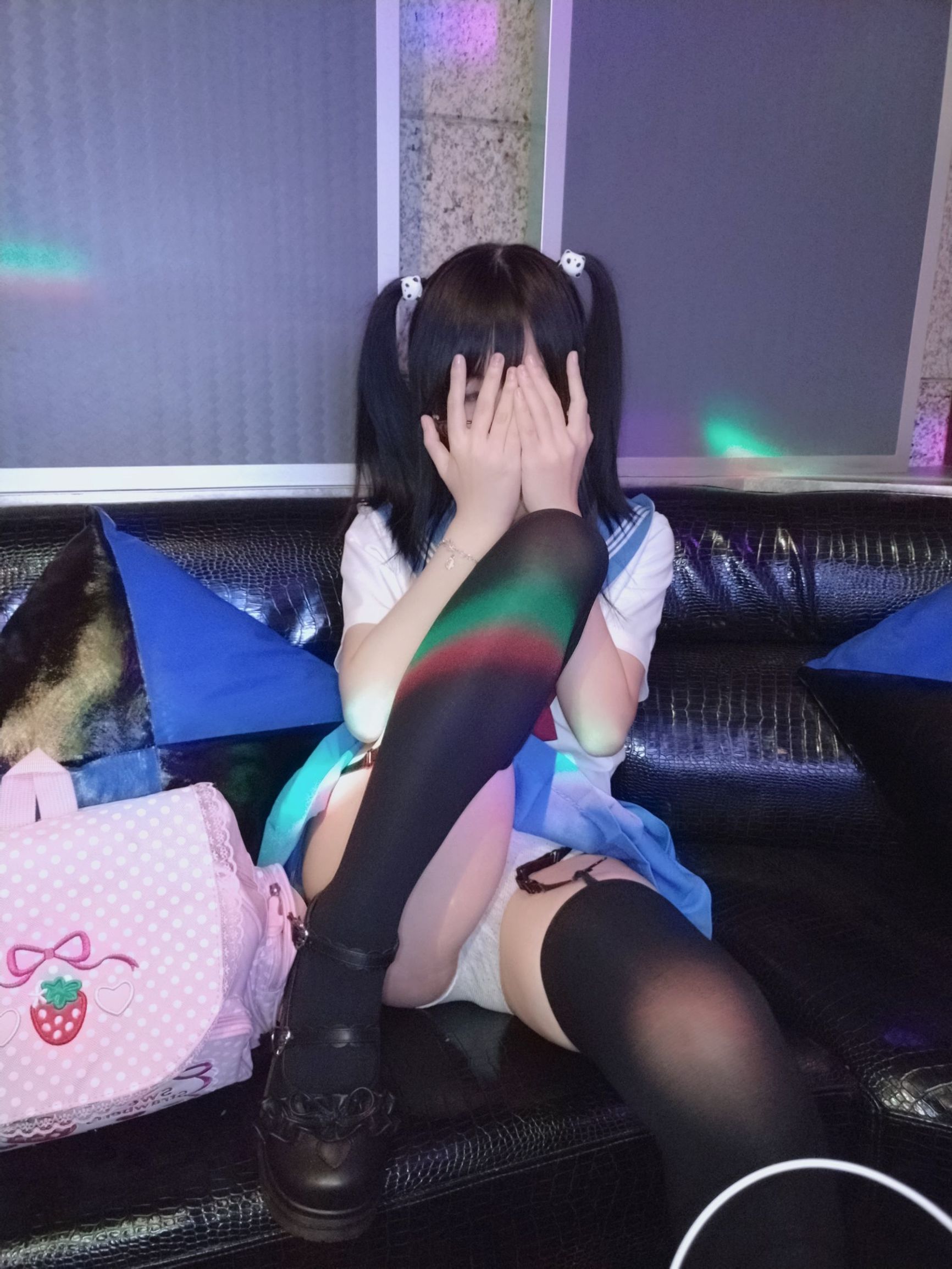  belle  COS] Yoyo - Cô bé tiểu học quyến rũ