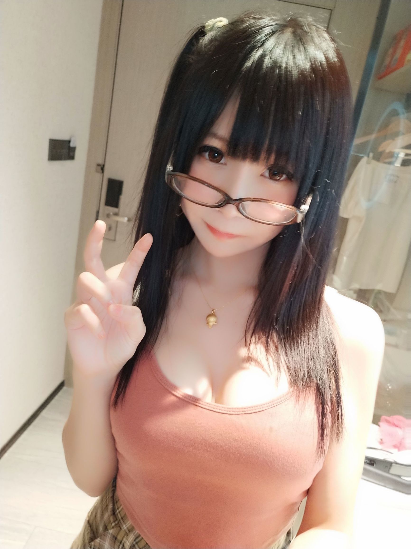  belle  COS] Yoyo - Cô bé tiểu học quyến rũ