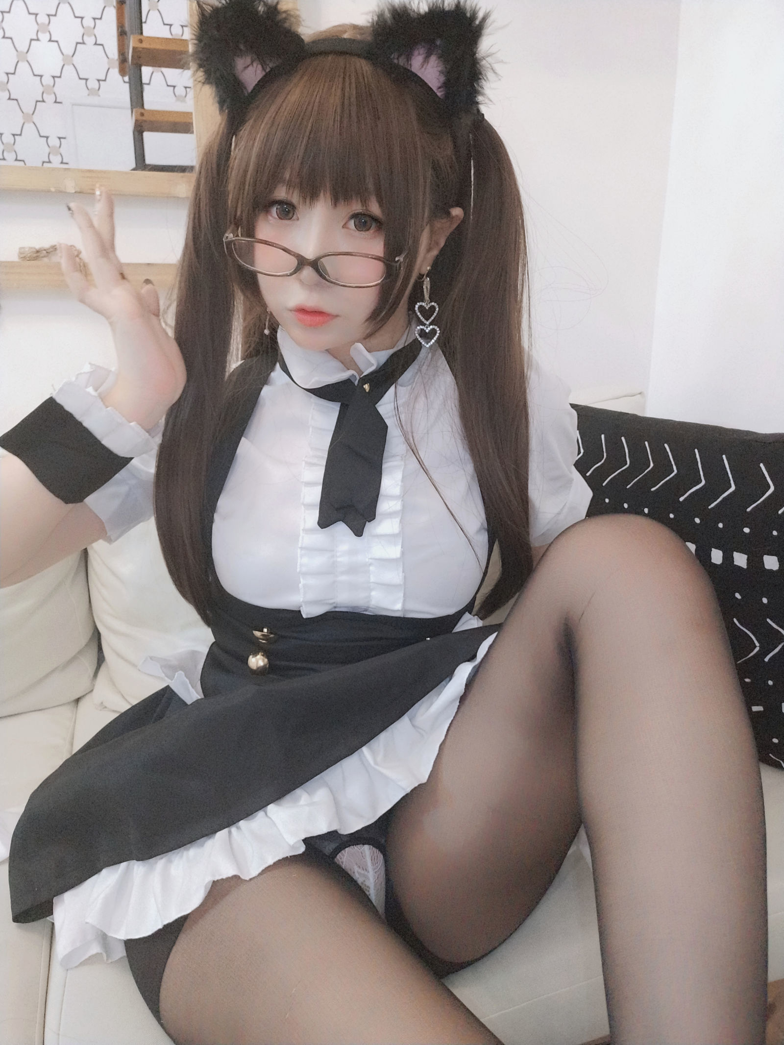 ロリータコスプレ] ヨーヨー - 黒ストッキングのメイド