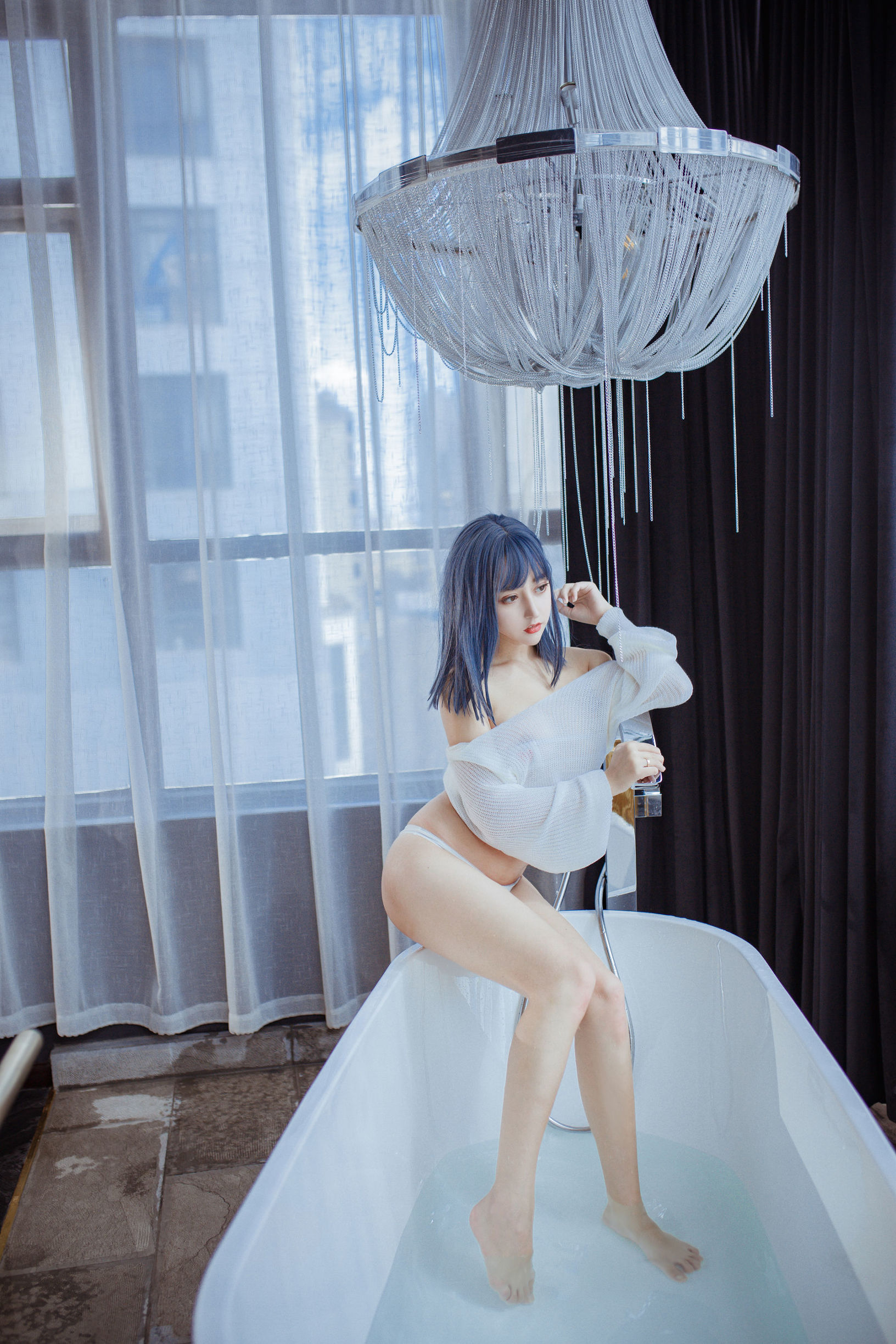 蘿莉COS] 斗魚米線線sama - 浴缸