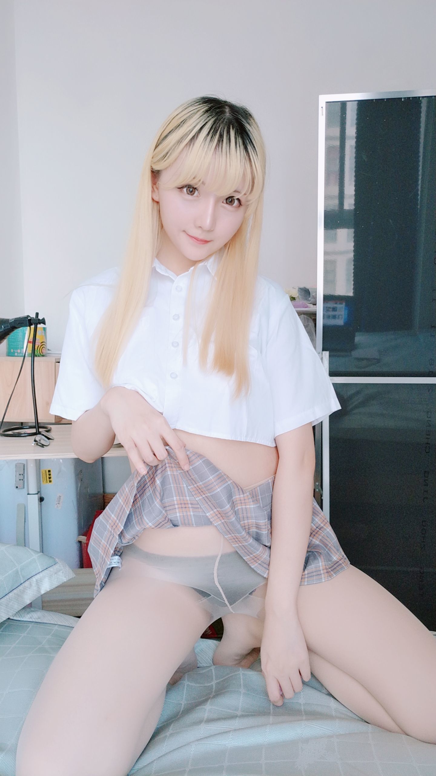 ロリコス] 星のチチ - ミニスカ制服