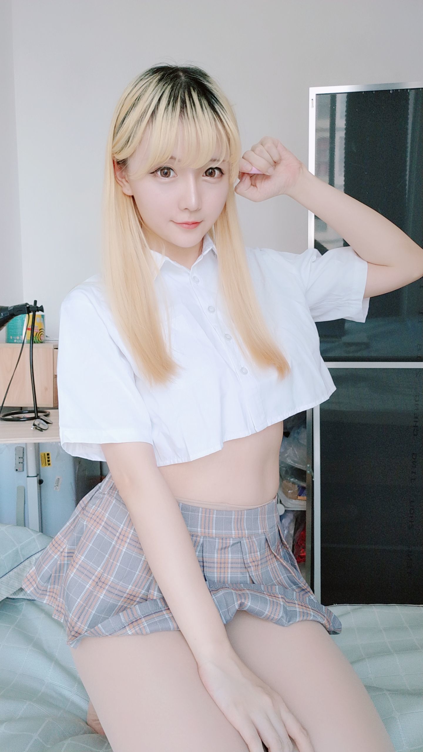 ロリコス] 星のチチ - ミニスカ制服