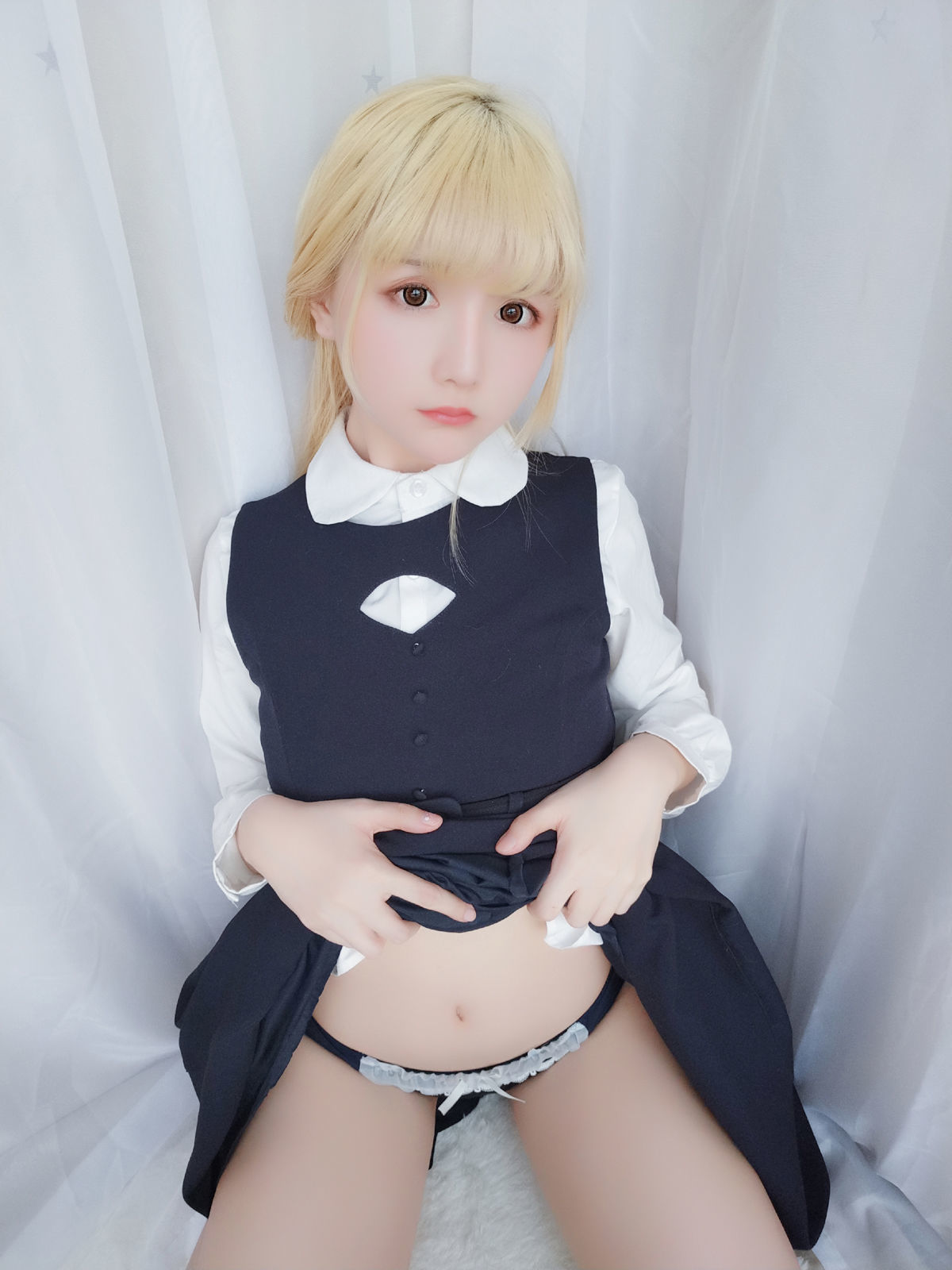  belle ta COS] Xing zhi Chi Chi VOL.06 Happy Holiday Package