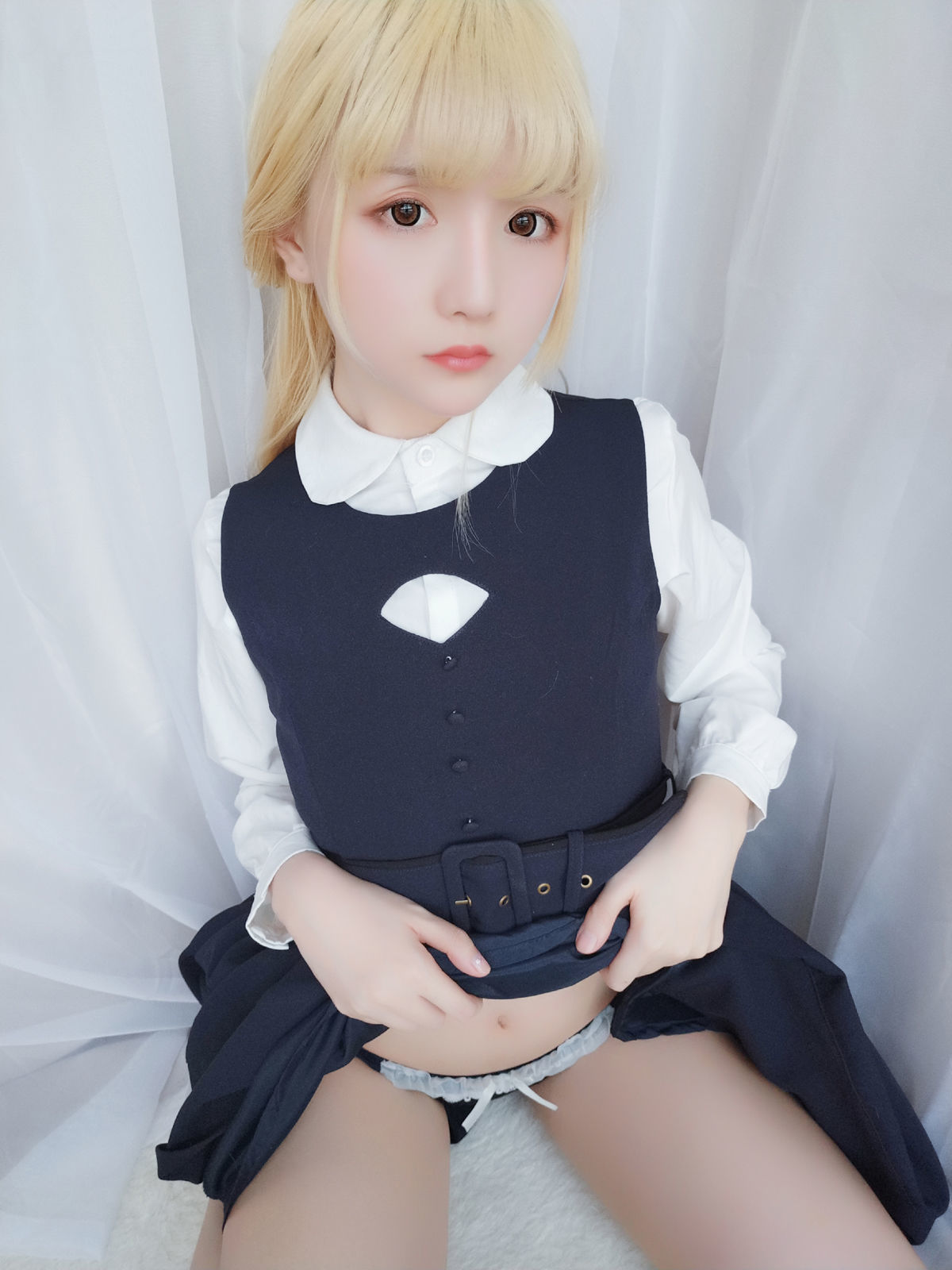  belle ta COS] Xing zhi Chi Chi VOL.06 Happy Holiday Package