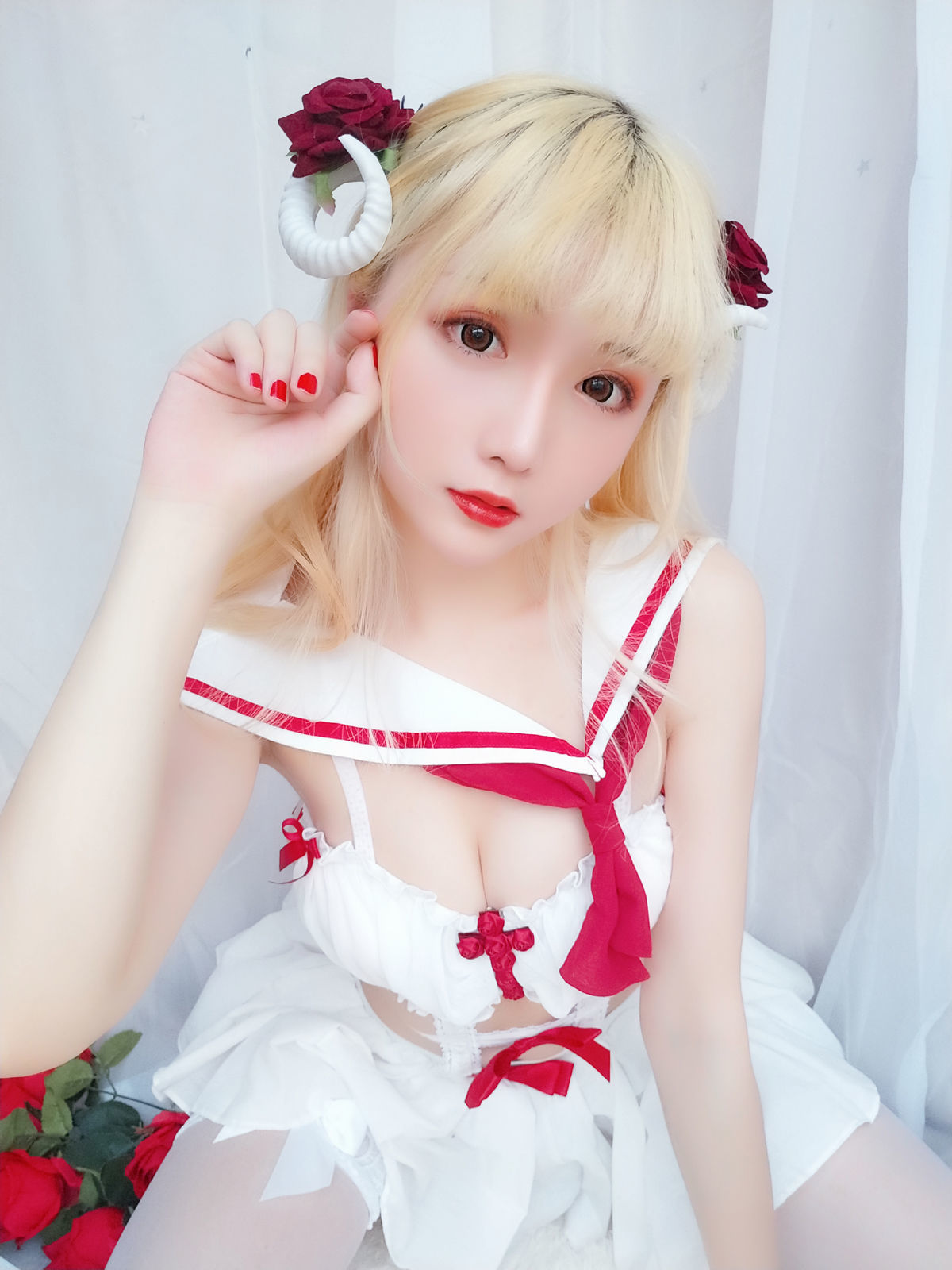 蘿莉COS] 星之遲遲 VOL.08 玫瑰月光包