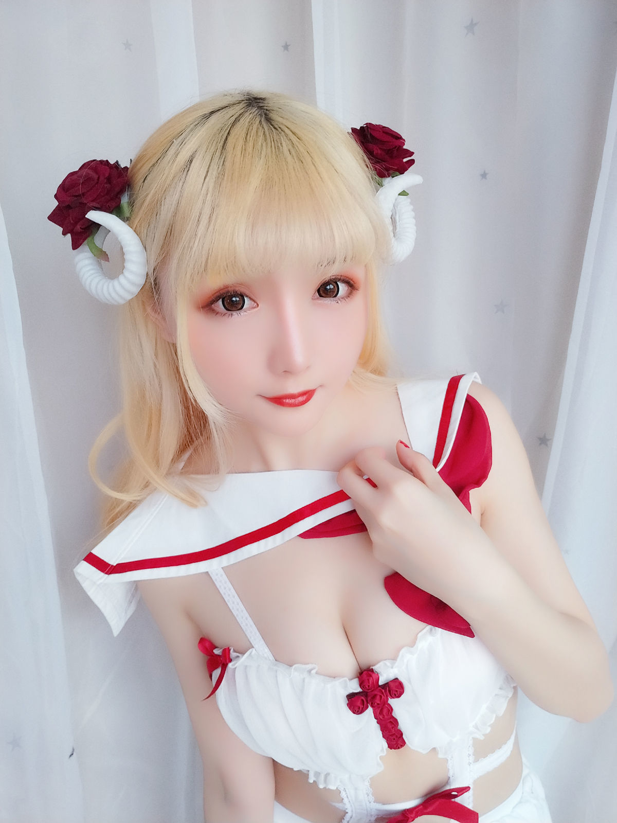  belle  COS] Tinh Chi Trì VOL.08 Gói Hoa Hồng Ánh Trăng