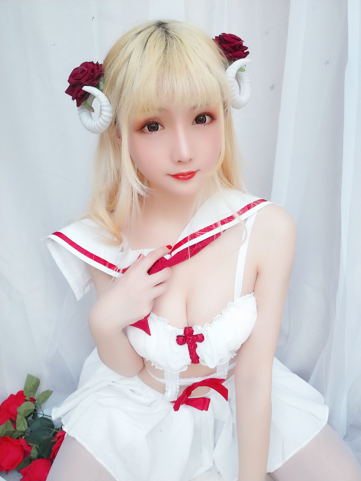 蘿莉COS] 星之遲遲 VOL.08 玫瑰月光包