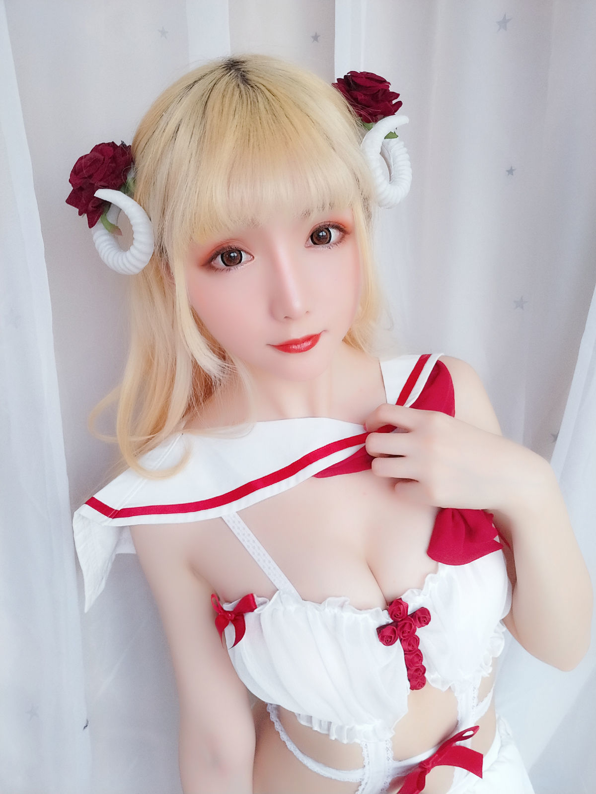  belle  COS] Tinh Chi Trì VOL.08 Gói Hoa Hồng Ánh Trăng