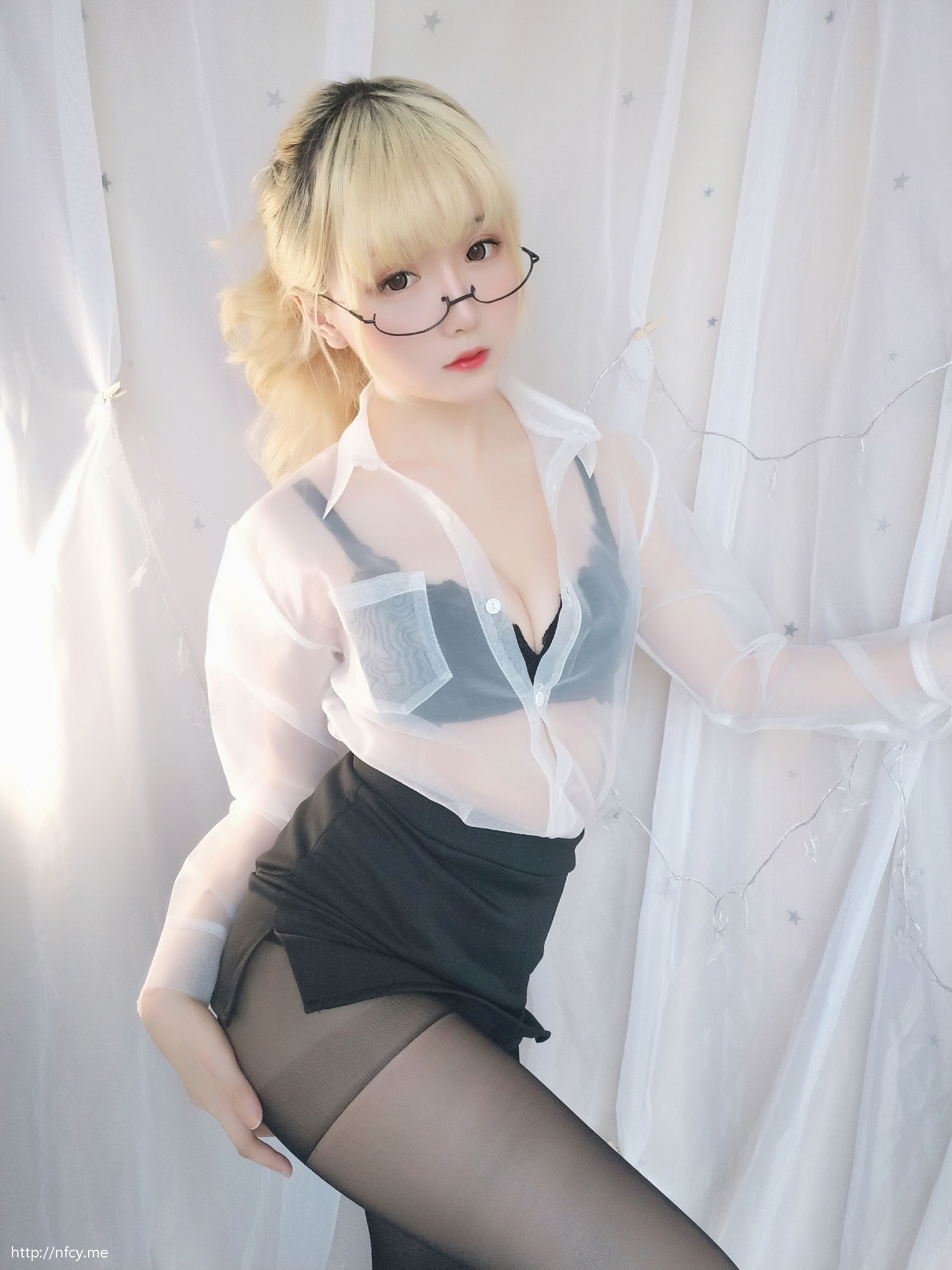  belle ta COS] Star of Chichi VOL.11 Gói Làm Thêm Tối Nay