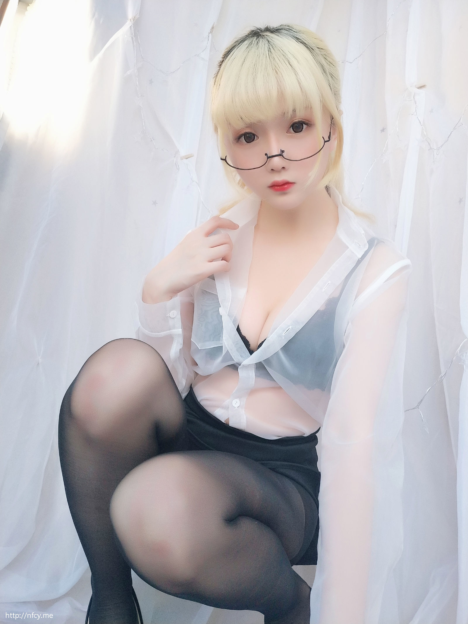  belle ta COS] Star of Chichi VOL.11 Gói Làm Thêm Tối Nay