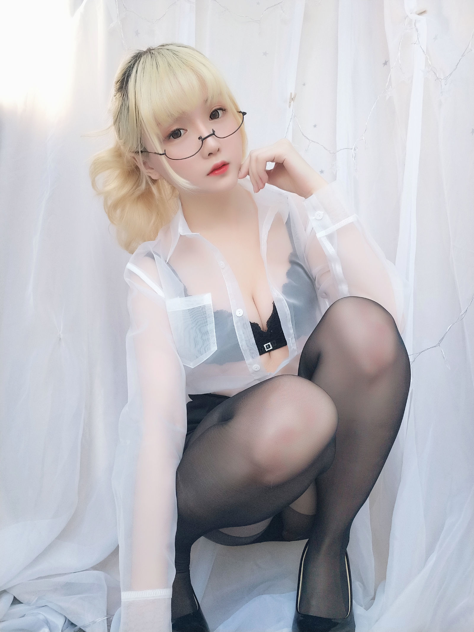  belle ta COS] Star of Chichi VOL.11 Gói Làm Thêm Tối Nay