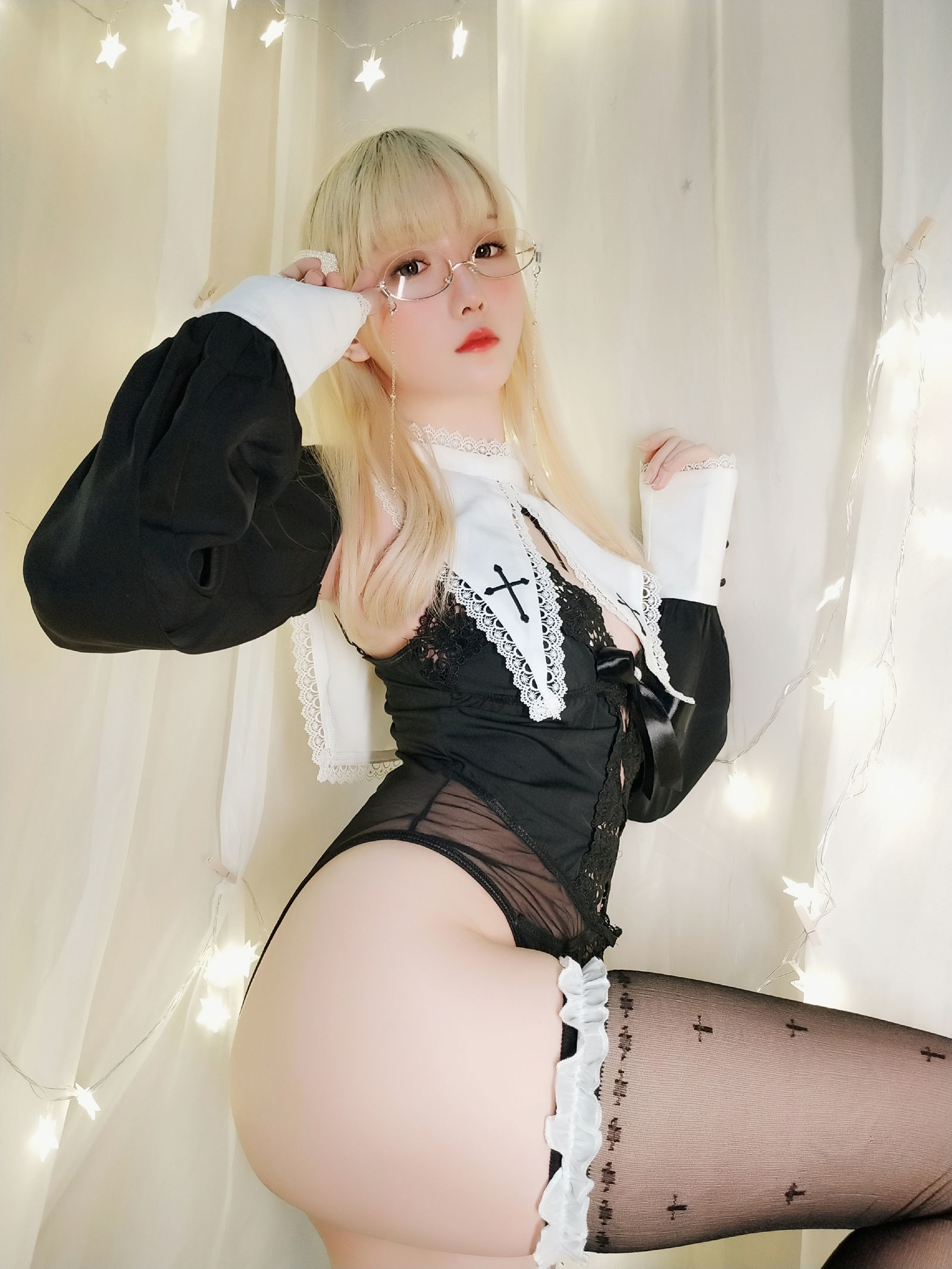 蘿莉COS] 星之遲遲 VOL.15 聖光修女包