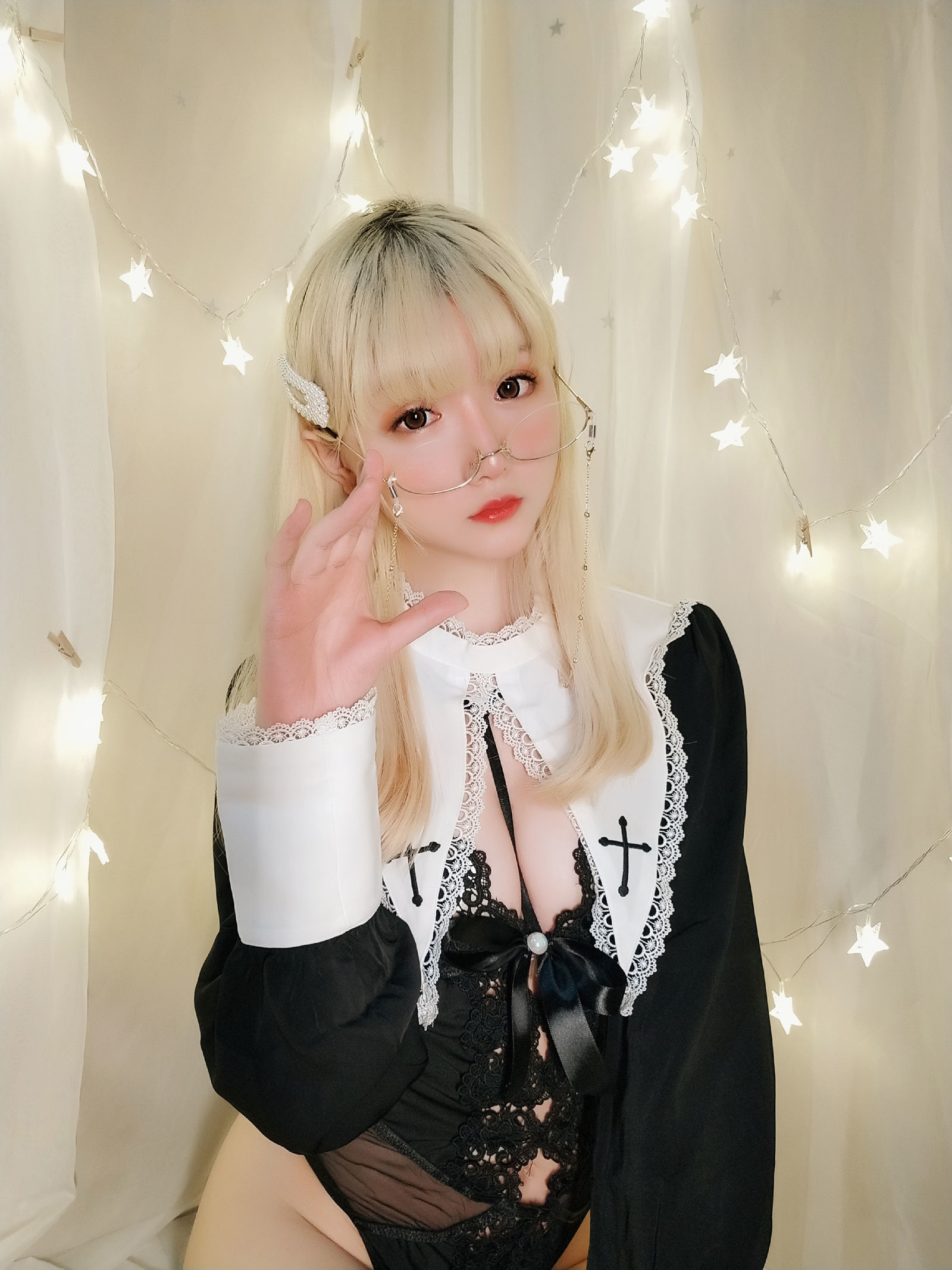 蘿莉COS] 星之遲遲 VOL.15 聖光修女包