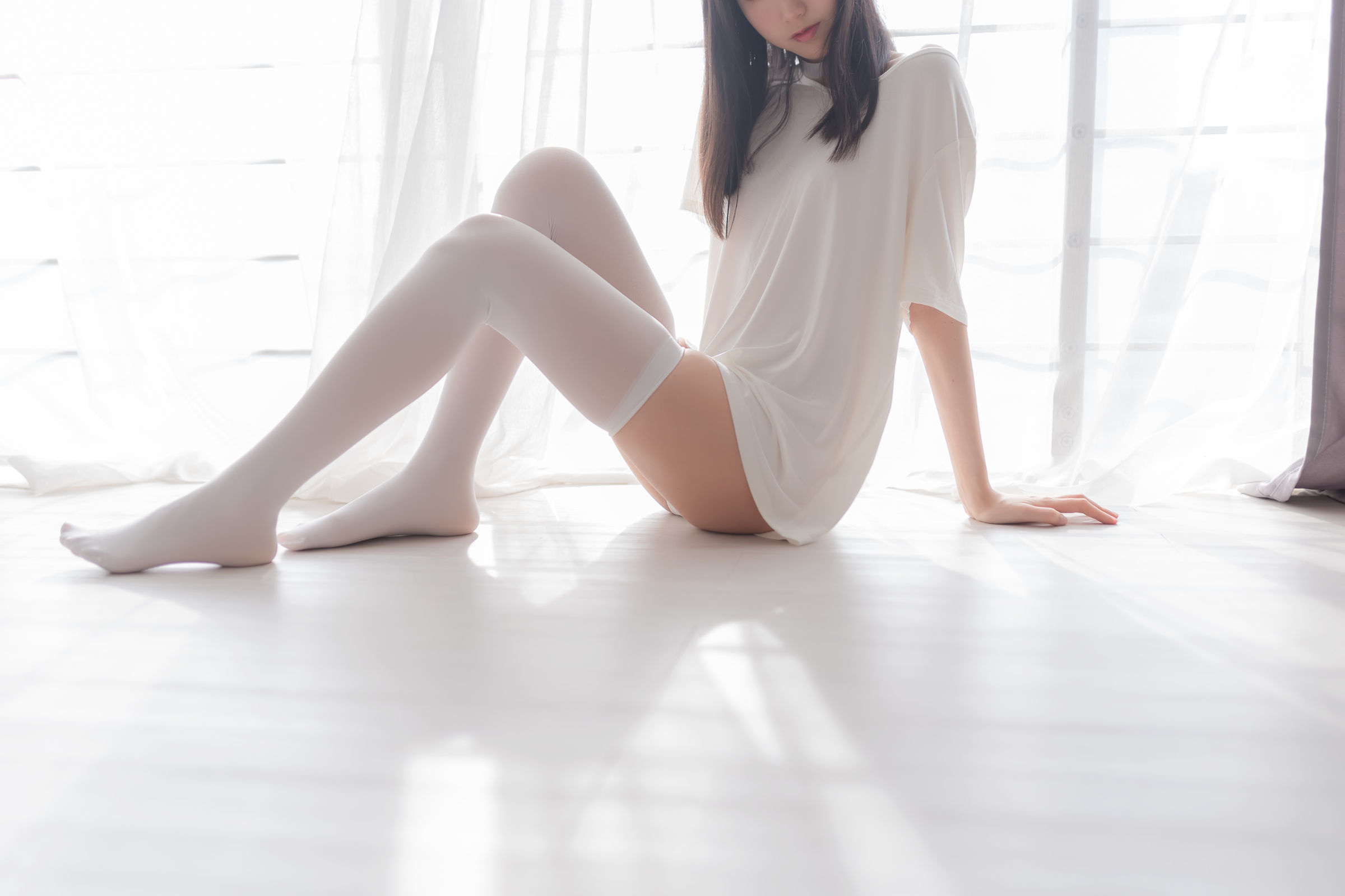  belle  Cosplay] Mộc Miên Miên OwO - Kiểu Bạn Gái Thông Minh