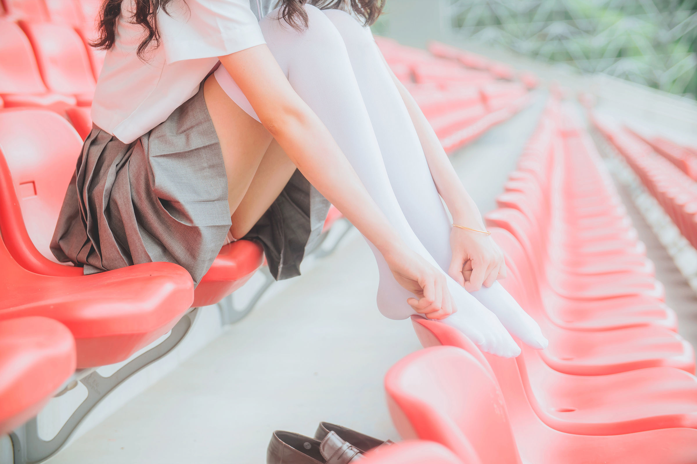 蘿莉COS] 木綿綿OwO - 灰色JK制服