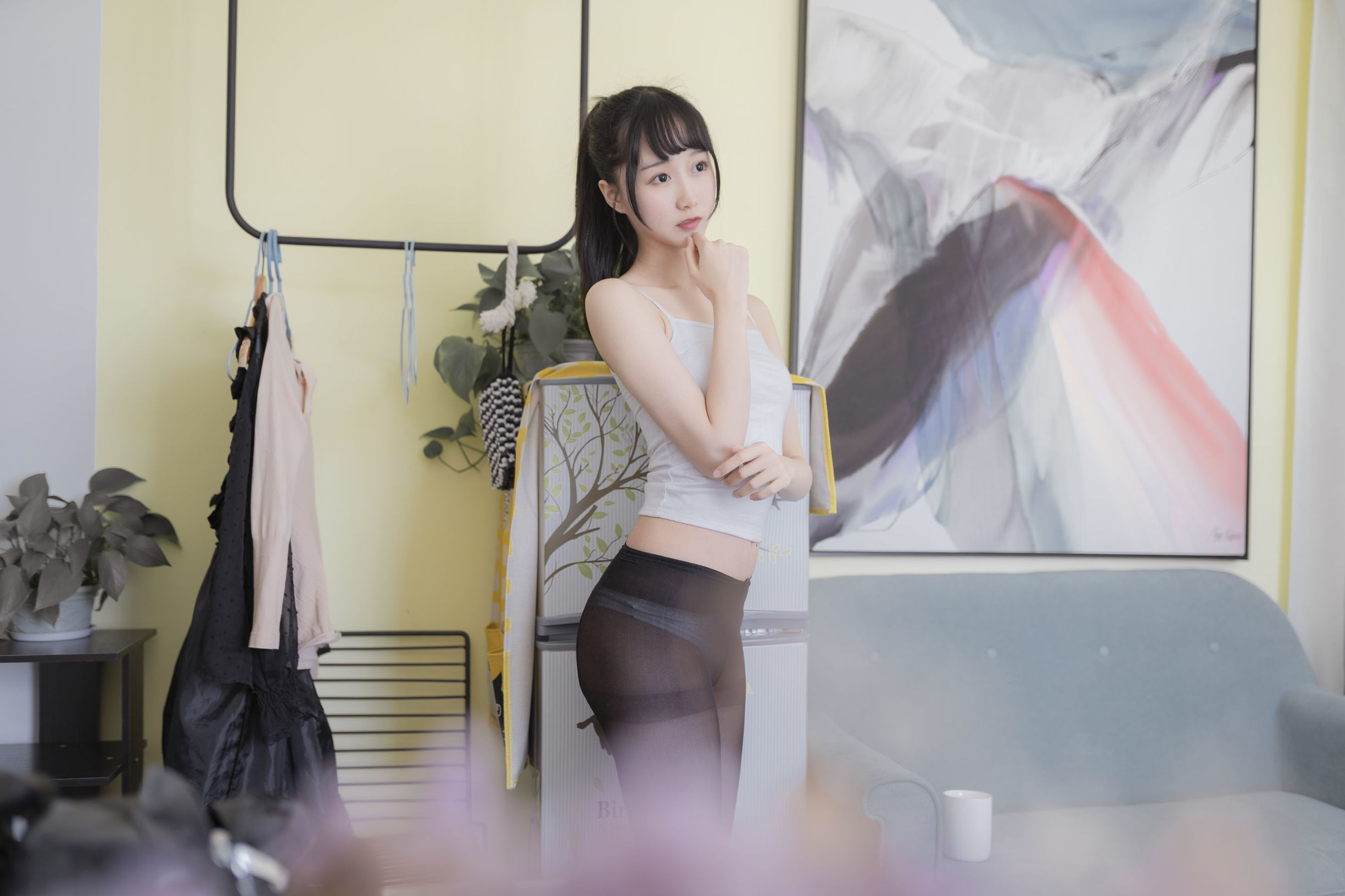  belle  COS] Mộc Miên Miên OwO - Áo ba lỗ tất đen ở nhà
