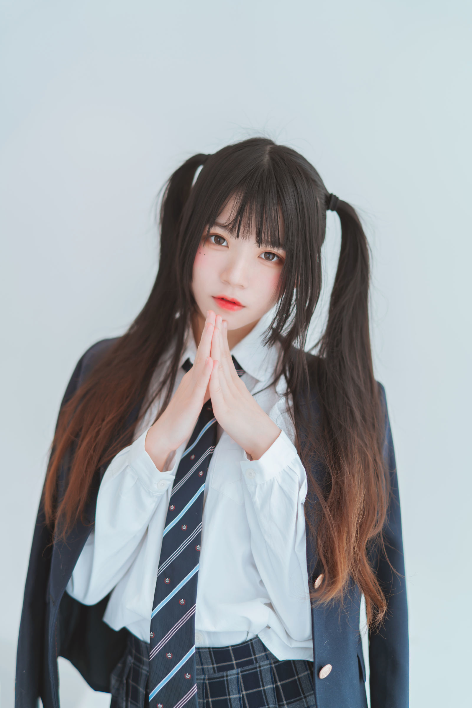 ロリコス] 桜桃喵 - 冬季制服シルクショー