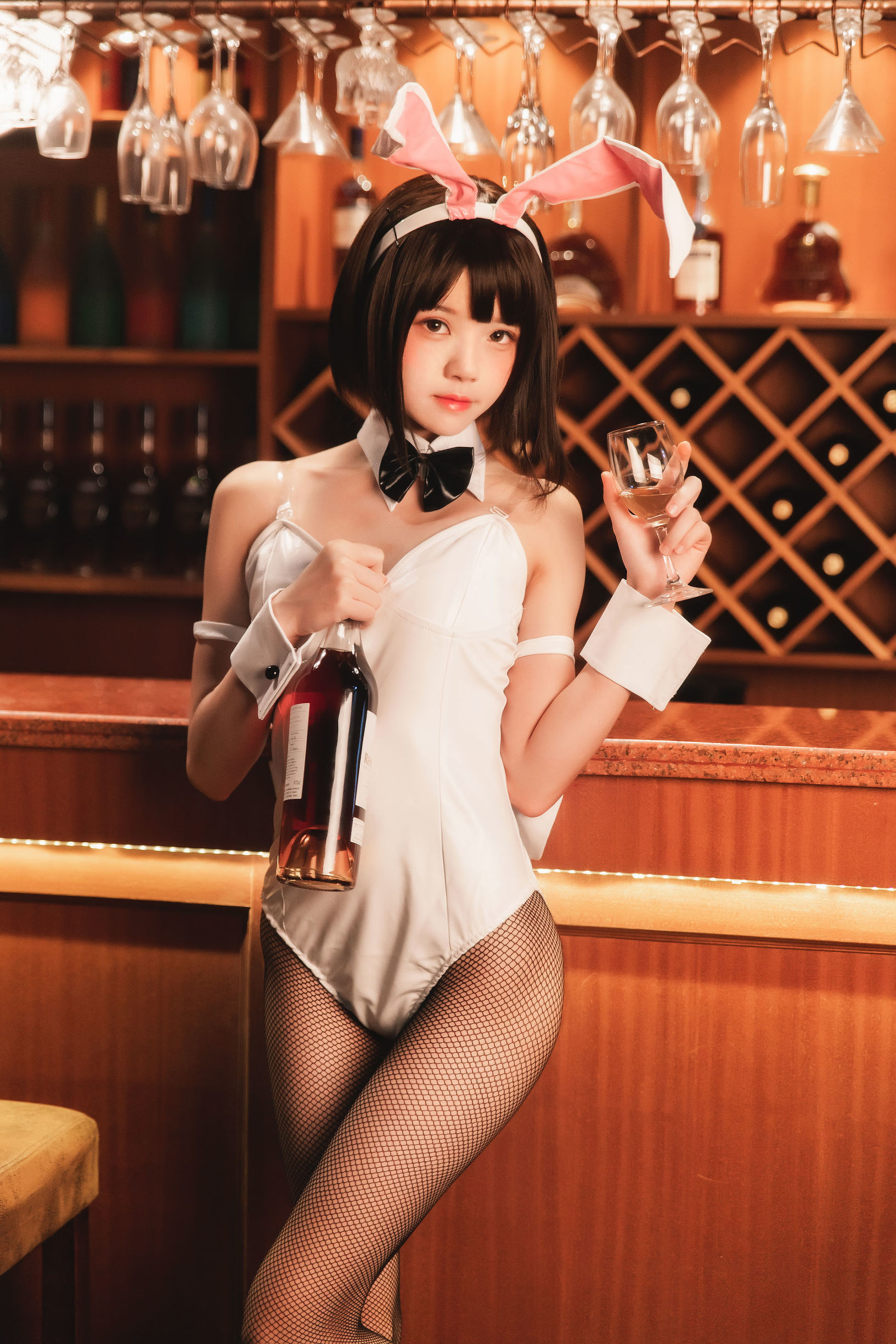 Cosplay  belle ta] Cherry Meow 《(Kato Megumi) Cô Gái Thỏ》