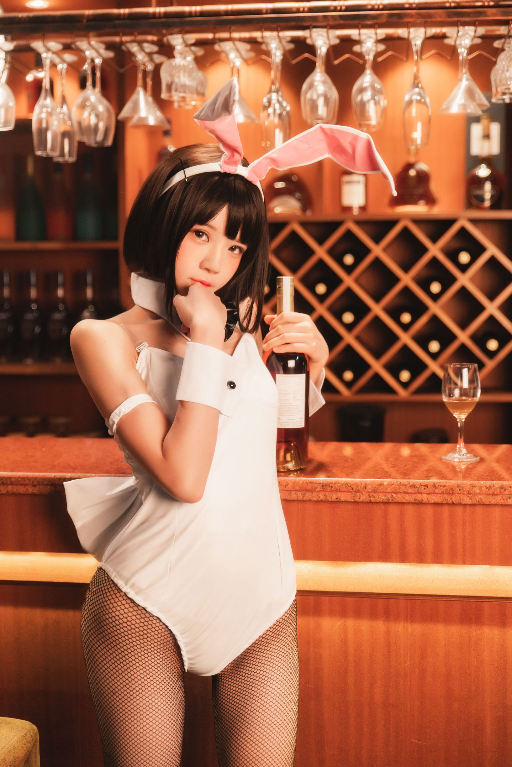 Cosplay  belle ta] Cherry Meow 《(Kato Megumi) Cô Gái Thỏ》
