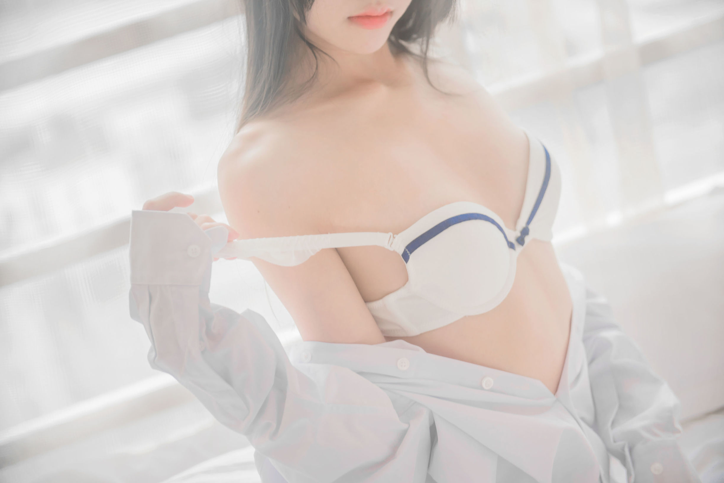 ロリコス] 桜桃喵《桜桃未熟 - 白いシャツの輝き》