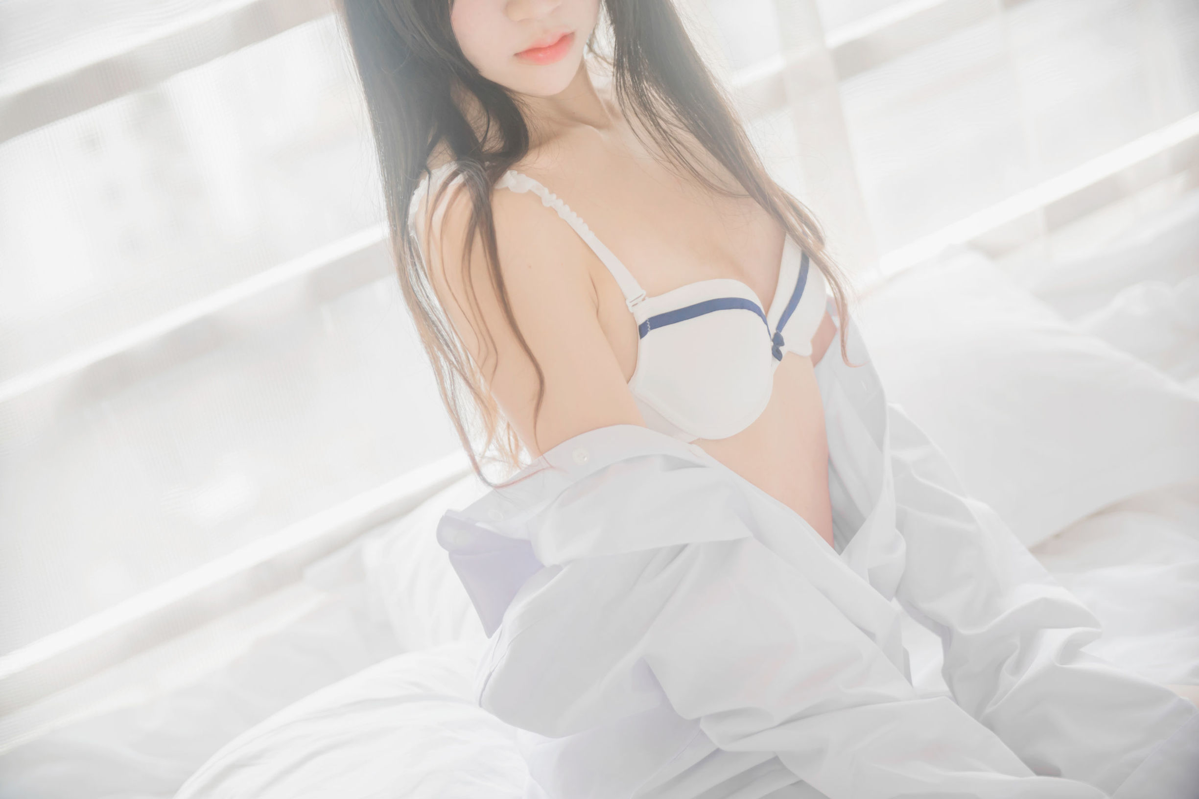 ロリコス] 桜桃喵《桜桃未熟 - 白いシャツの輝き》