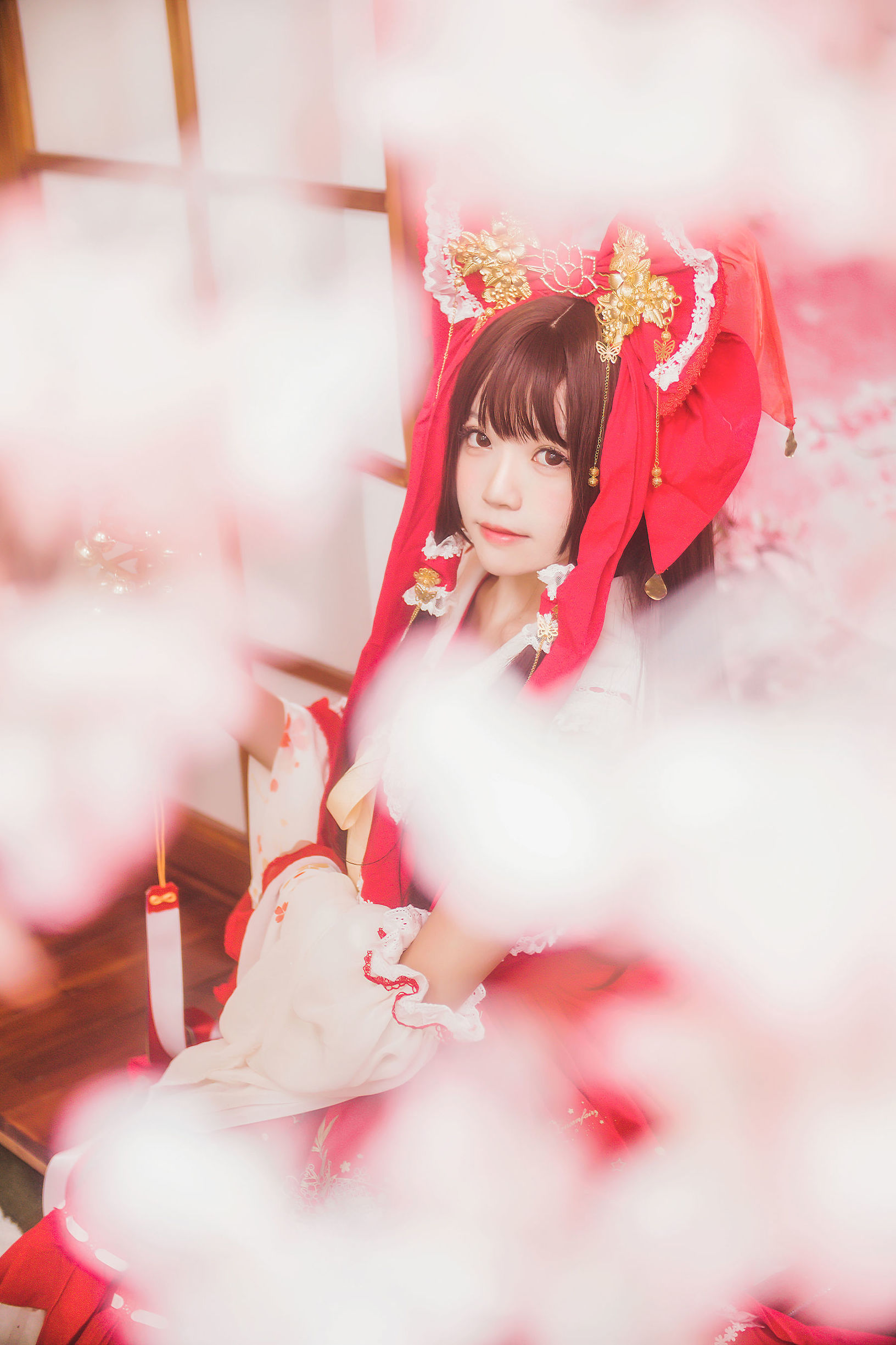 ロリCOS] 桜桃にゃ《霊夢 新年おめでとう》