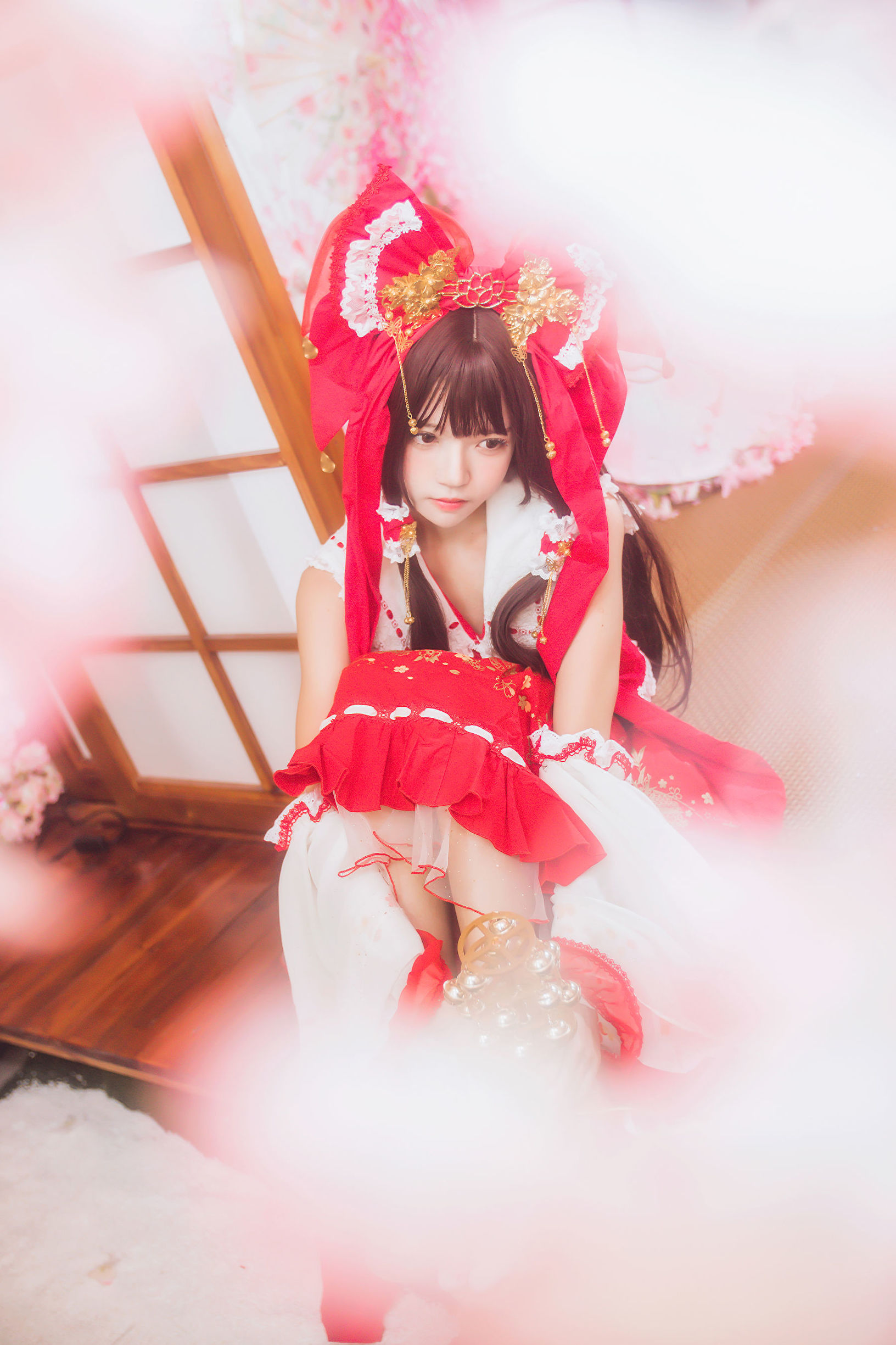ロリCOS] 桜桃にゃ《霊夢 新年おめでとう》