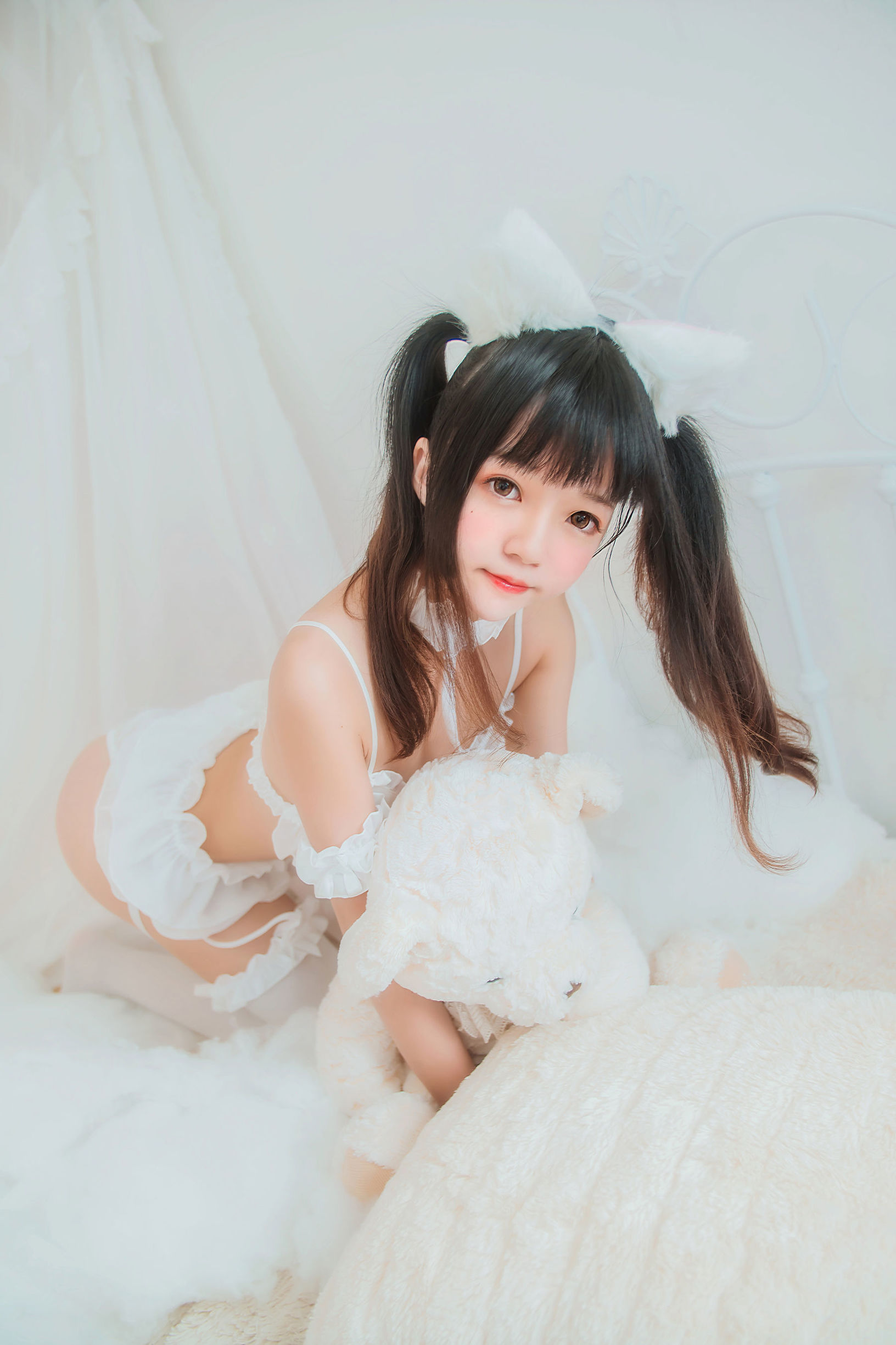 蘿莉COS] 櫻桃喵《白貓》