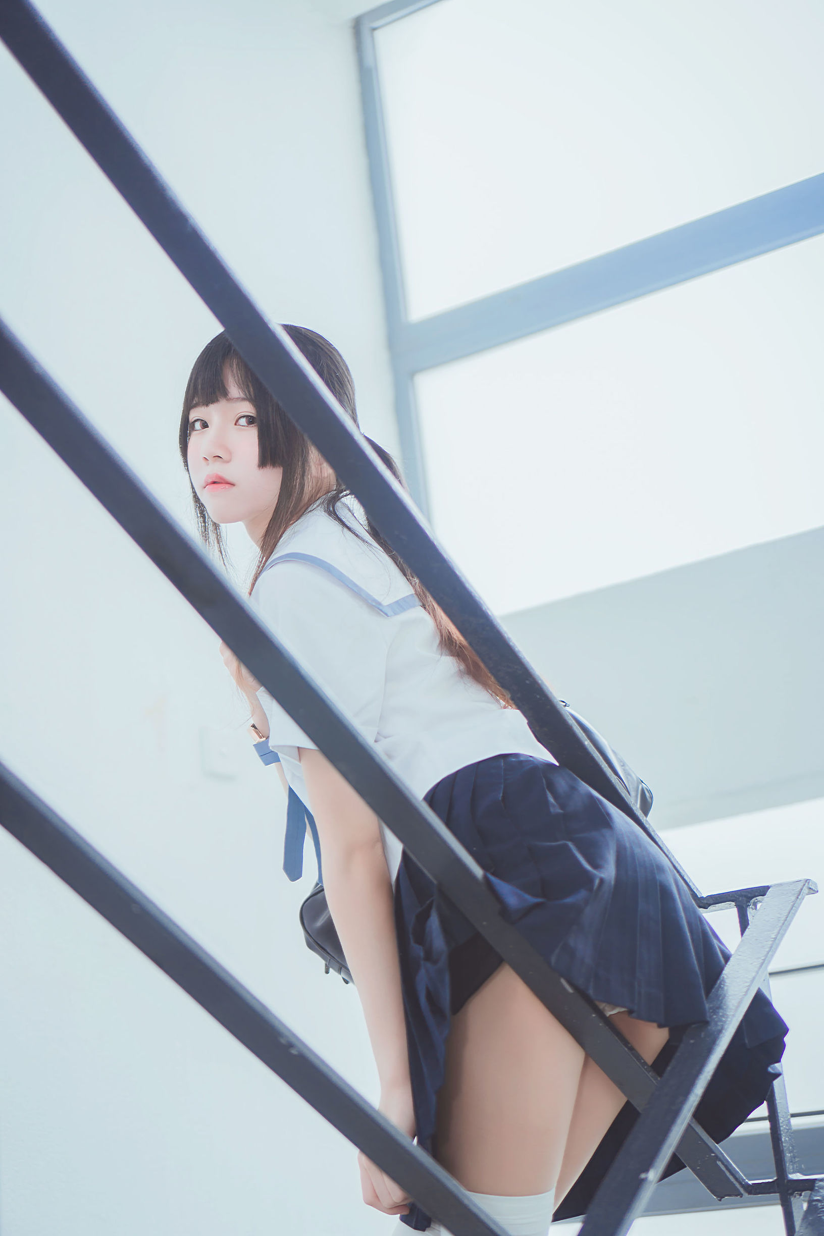 JKコスプレ 桜桃喵《蓝白水手服 ギャラリー